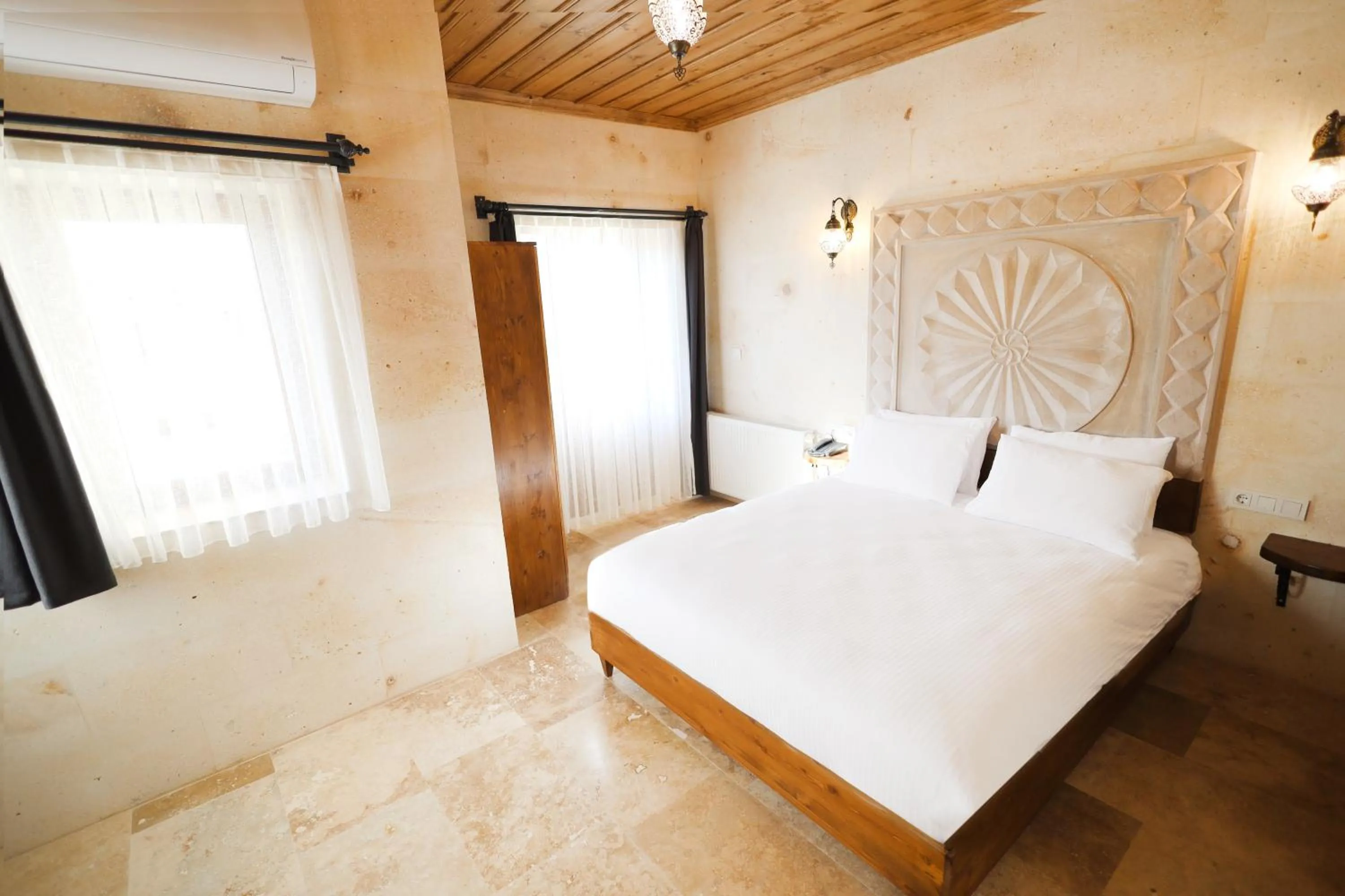 Bed in Rocca Stone House