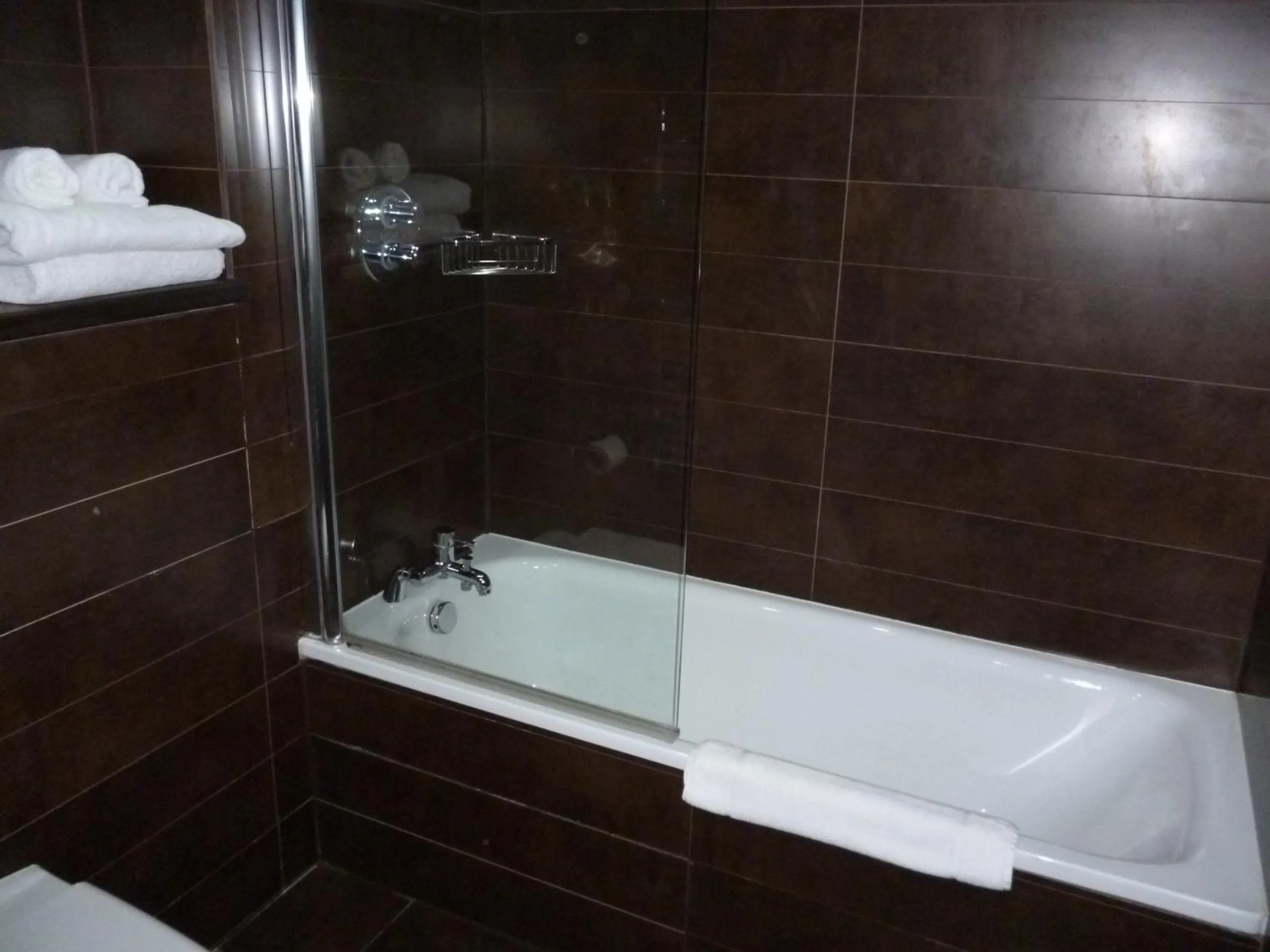 Bathroom in Aston Hall Hotel, BW Signature Collection