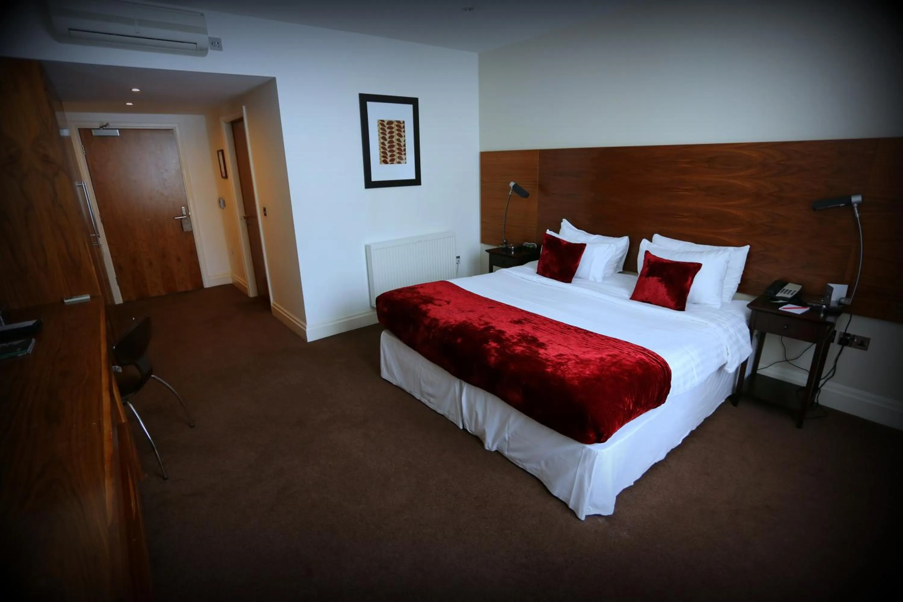 Bed in Aston Hall Hotel, BW Signature Collection