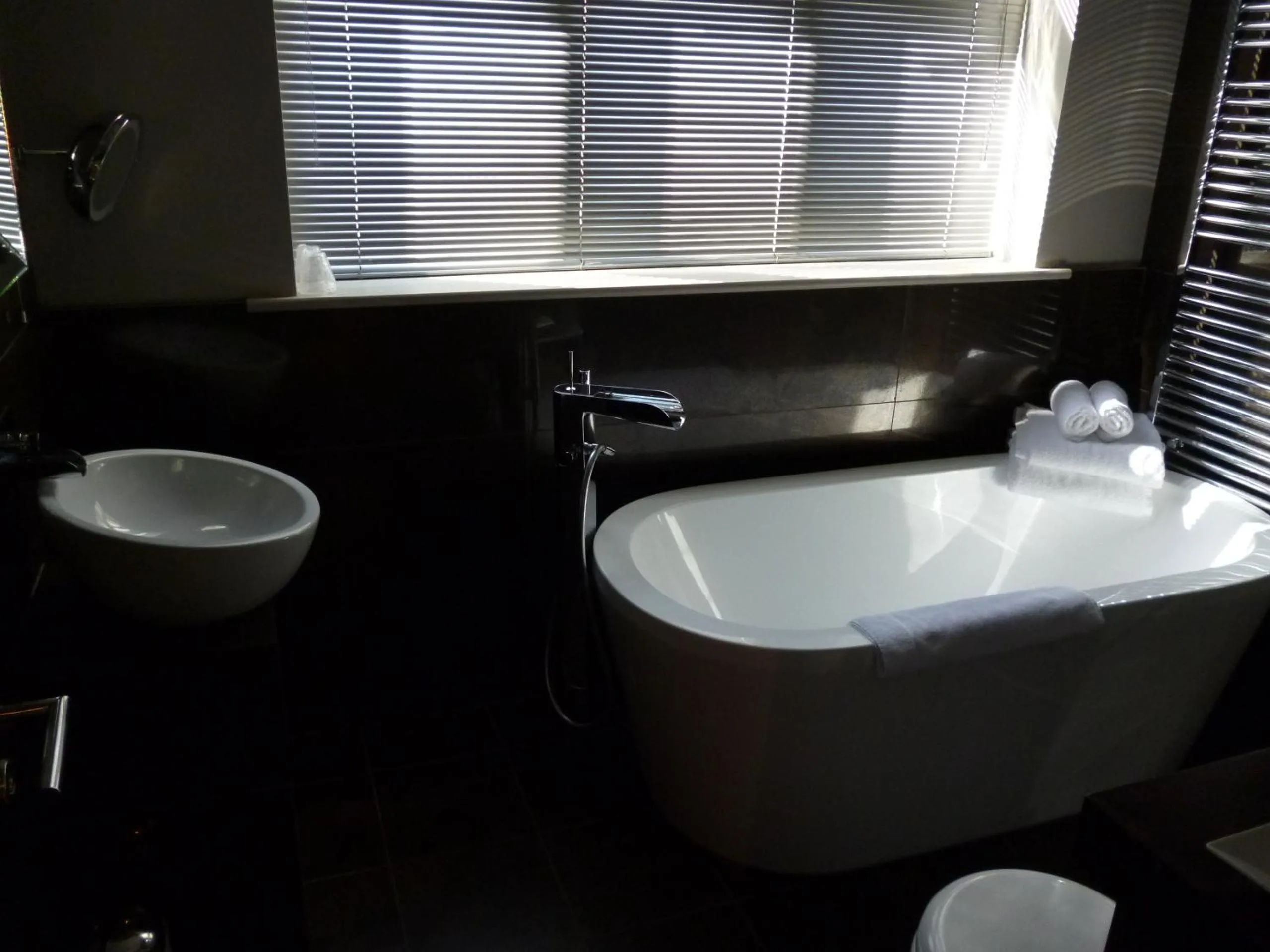 Bathroom in Aston Hall Hotel, BW Signature Collection