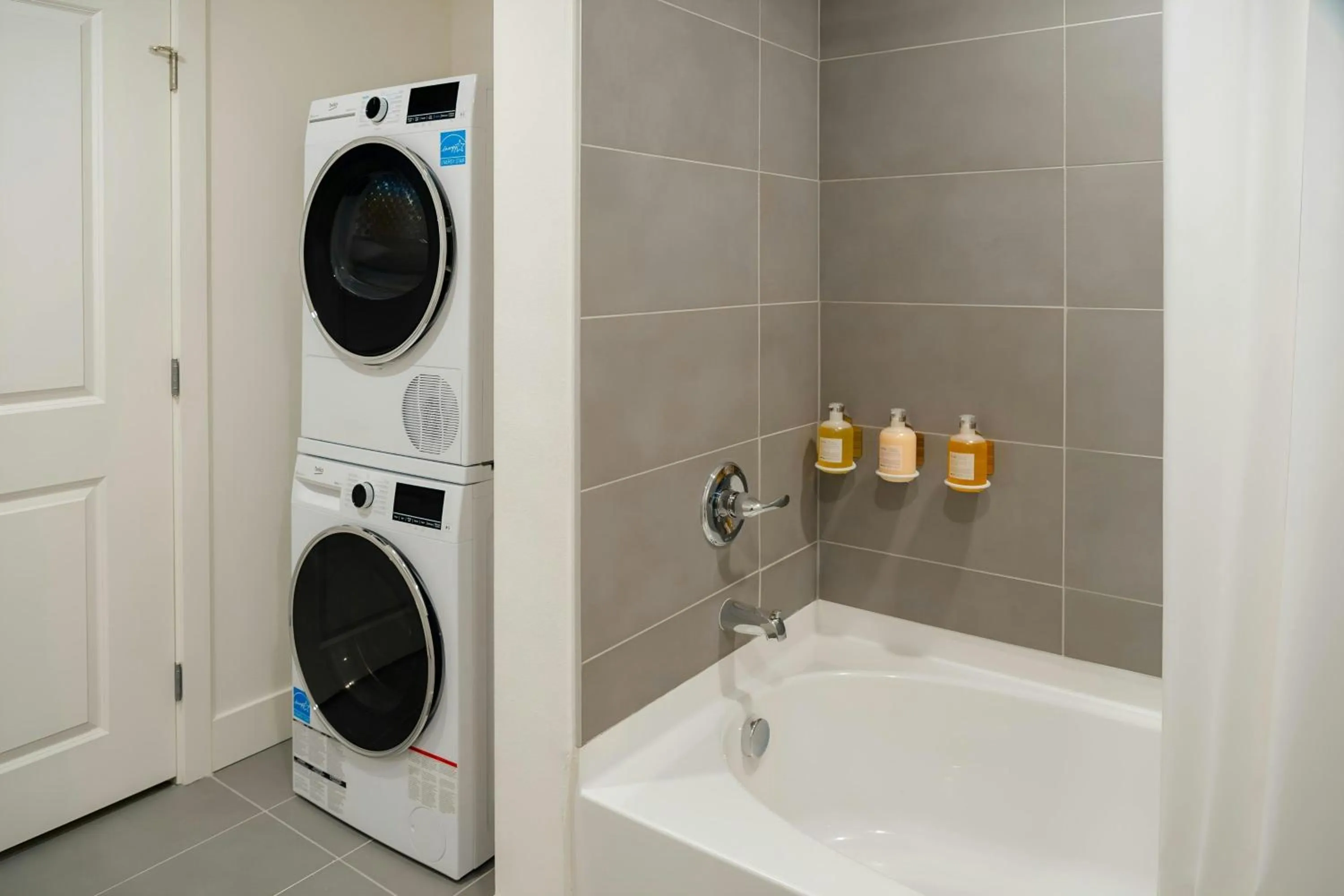 Bathroom in Sonder by Marriott Bonvoy Ceros Apartments RiNo