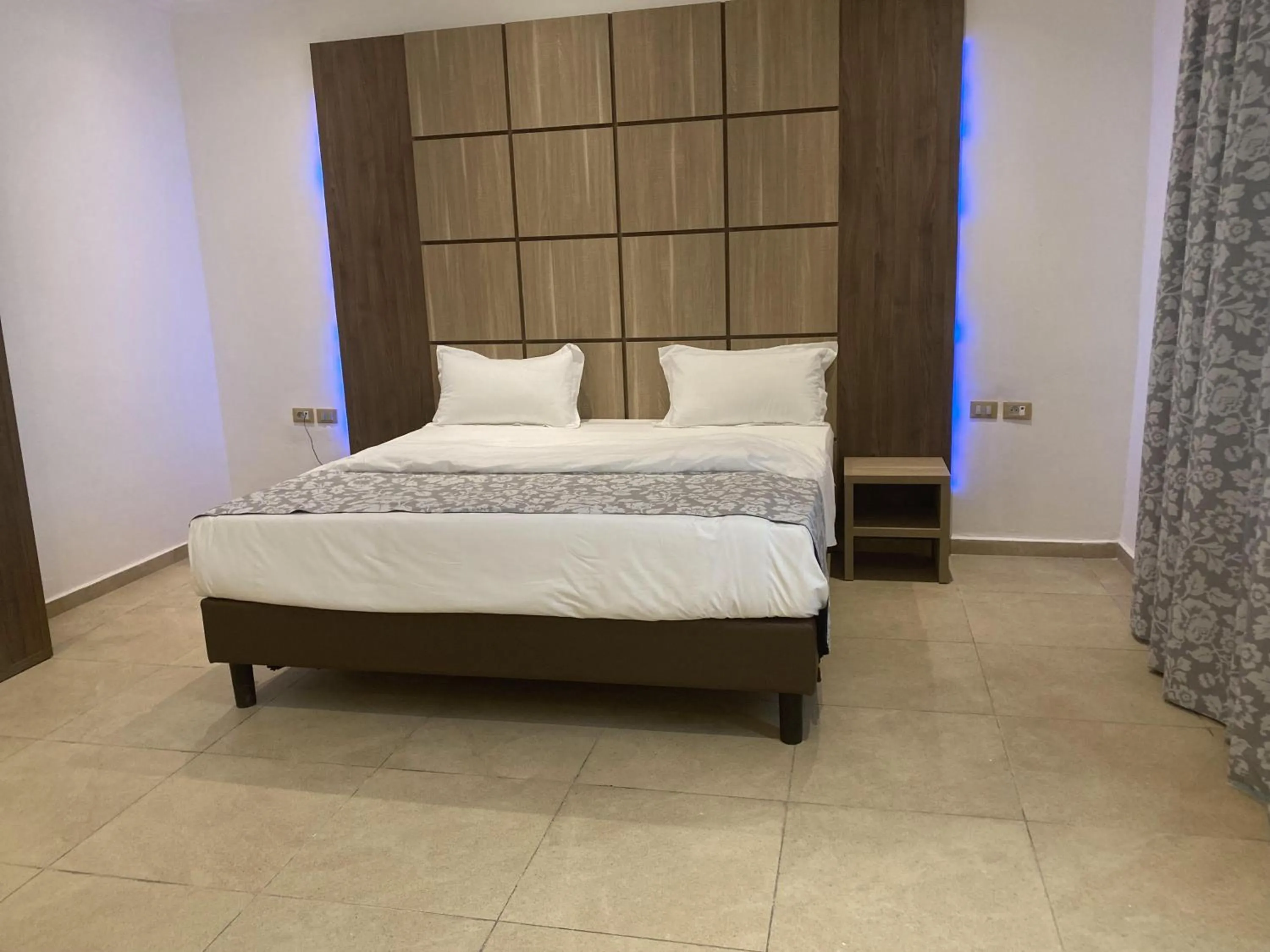 Bed in Hotel Franco Yaounde