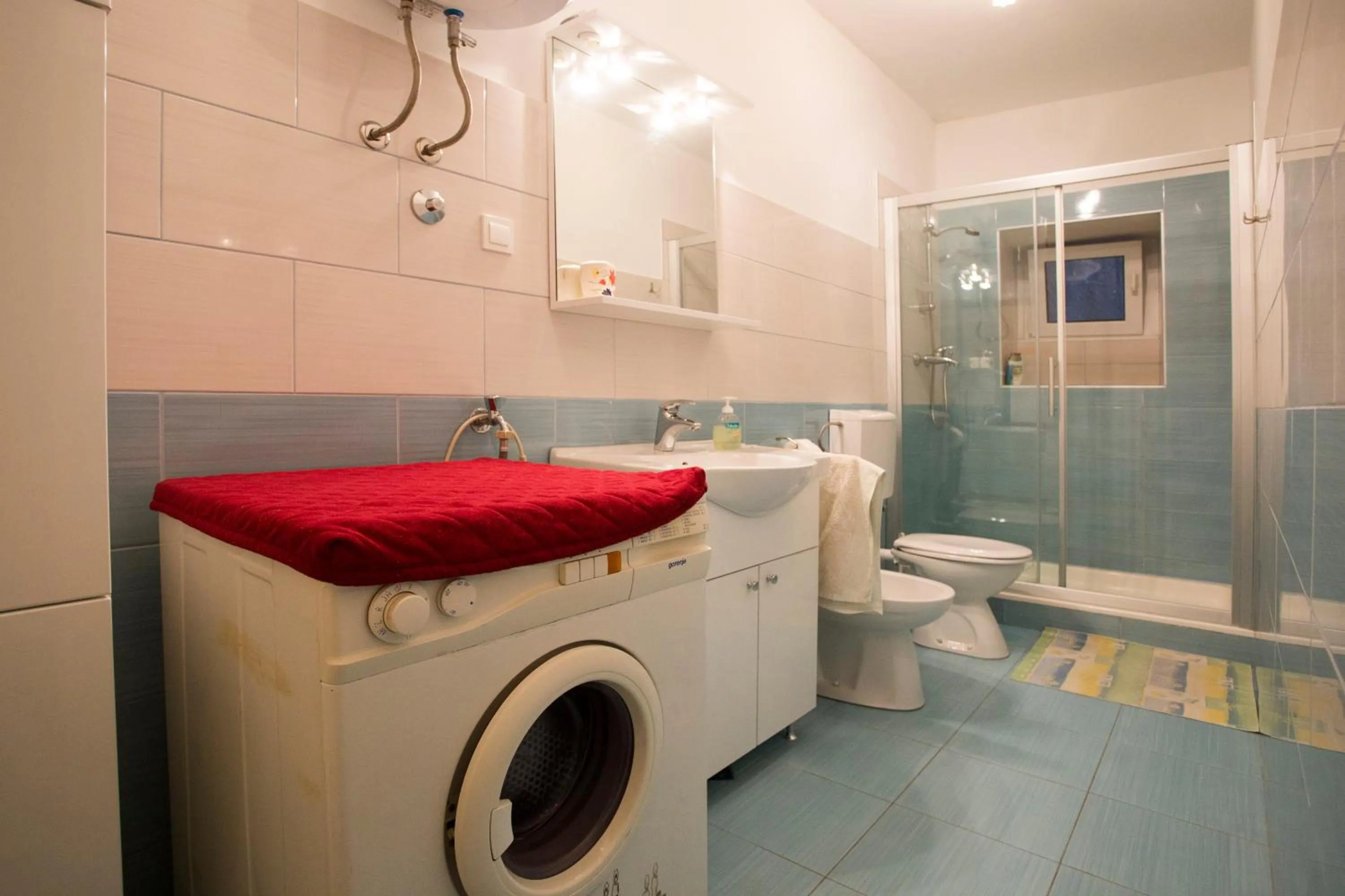 Property building in Apartment Pera