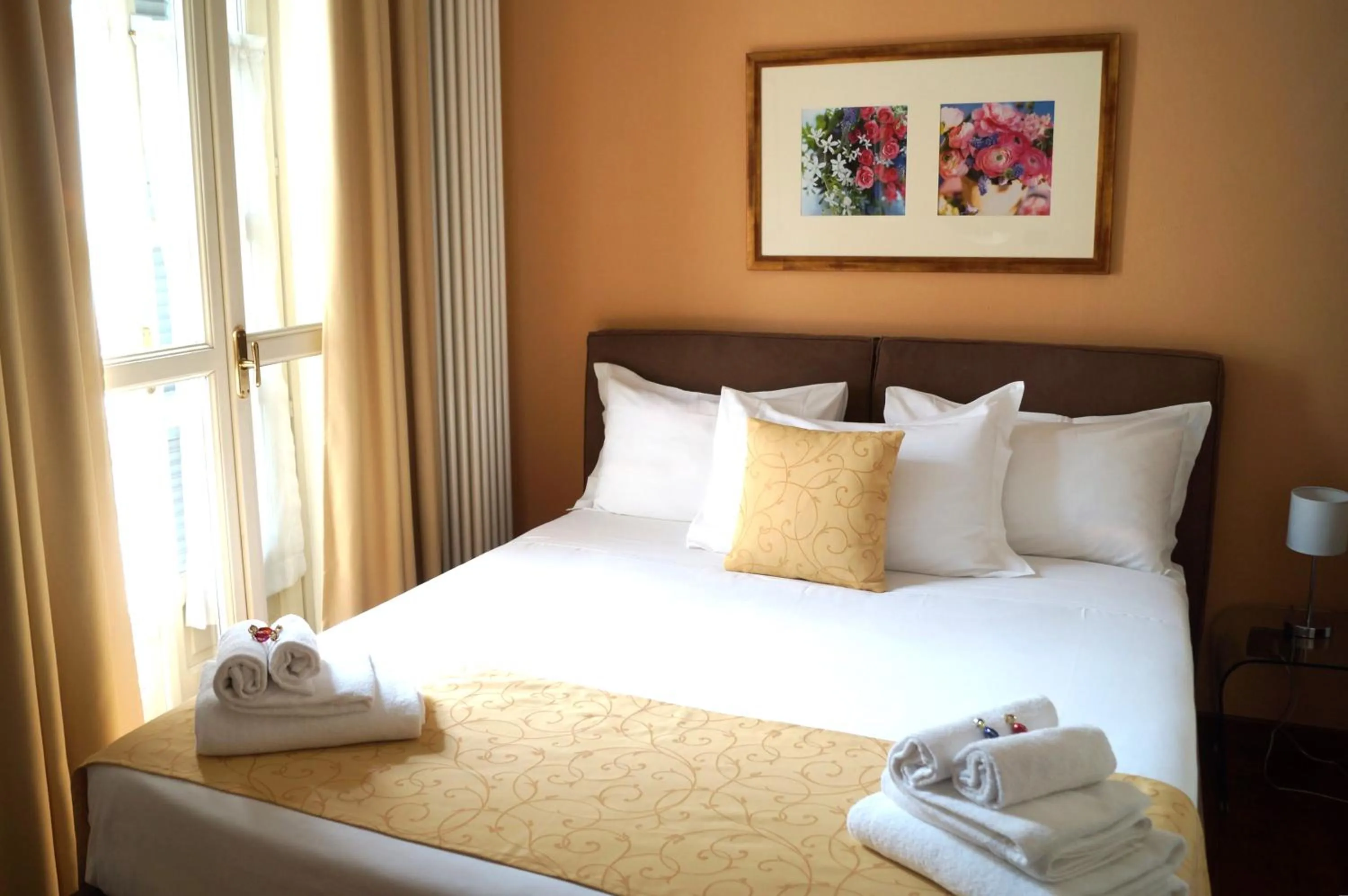 Bed in Loger Confort Residence & Apartments