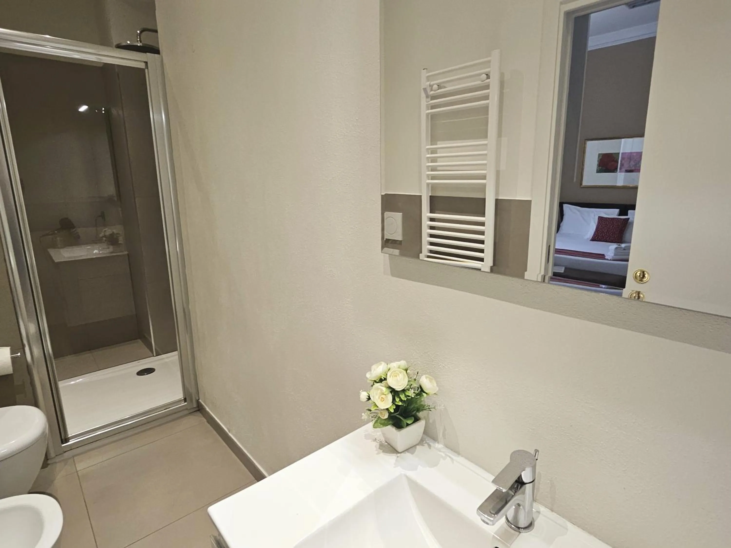 Bathroom in Loger Confort Residence & Apartments