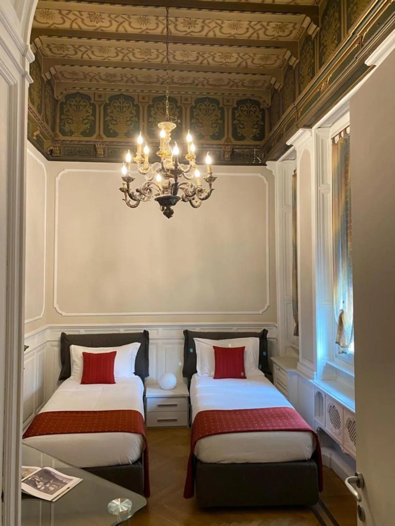 Bedroom, Bed in Loger Confort Residence & Apartments