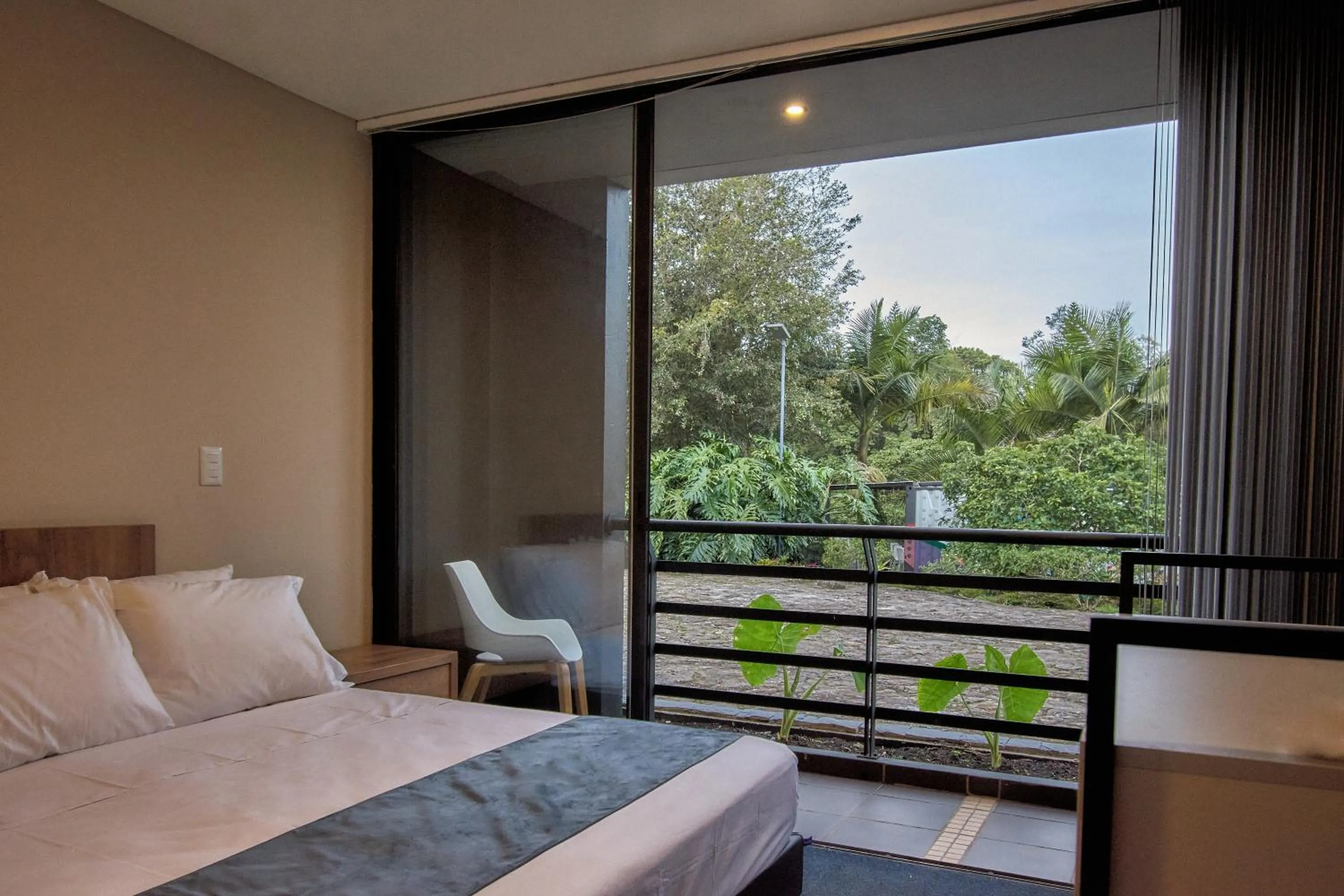 Photo of the whole room in Kokumi by Bernalo Hotels