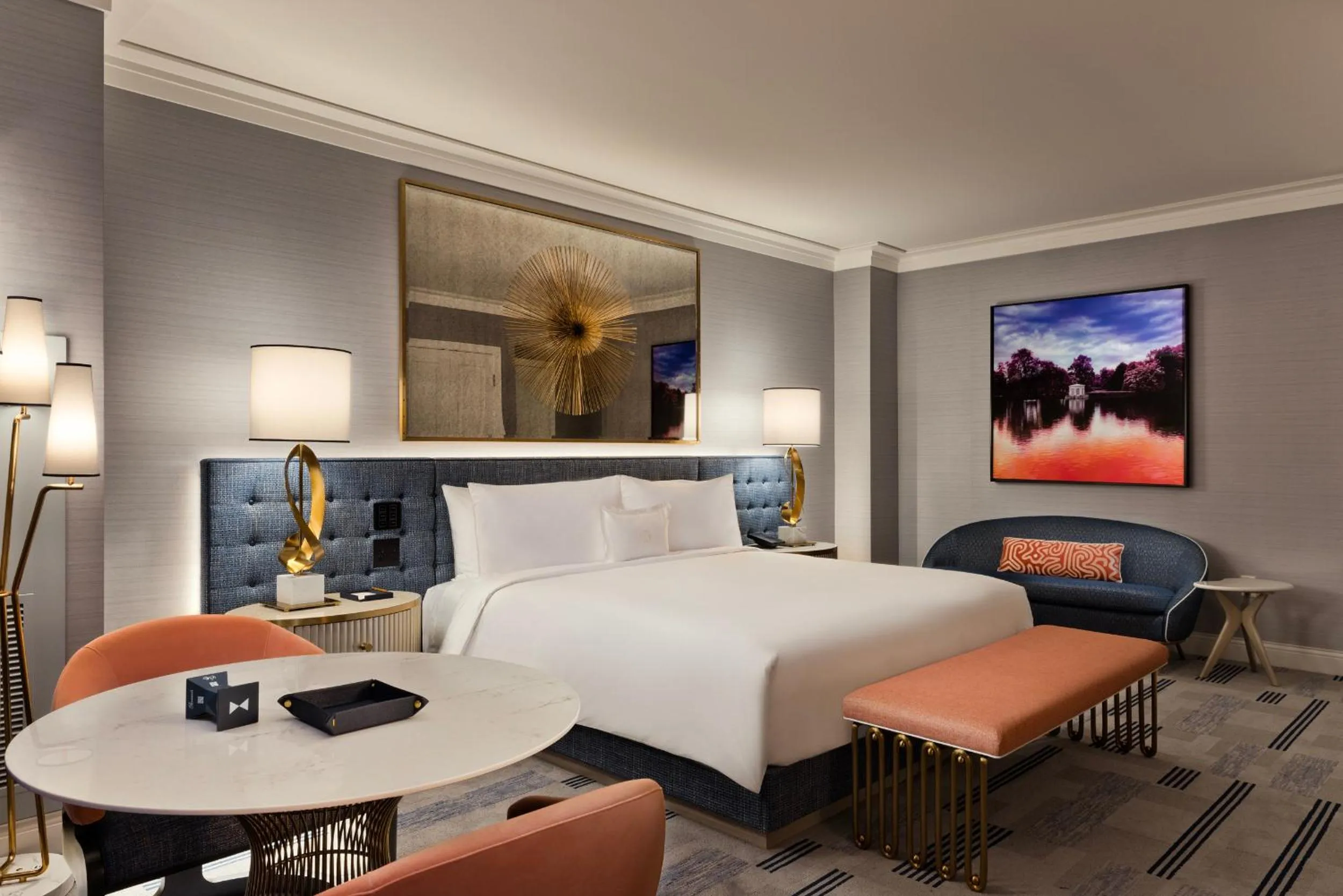 Bedroom, Bed in Fontainebleau Las Vegas