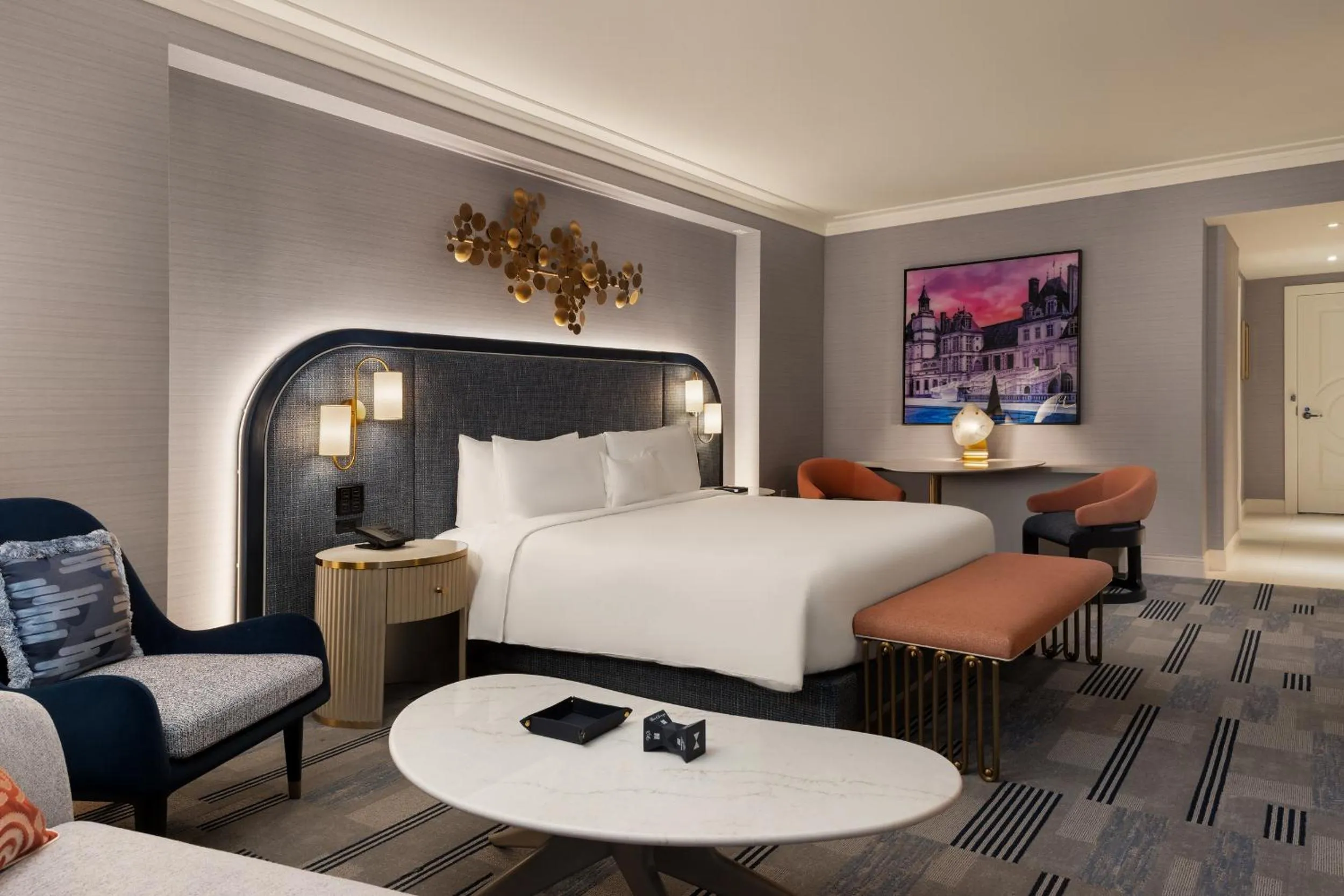 Bedroom, Bed in Fontainebleau Las Vegas