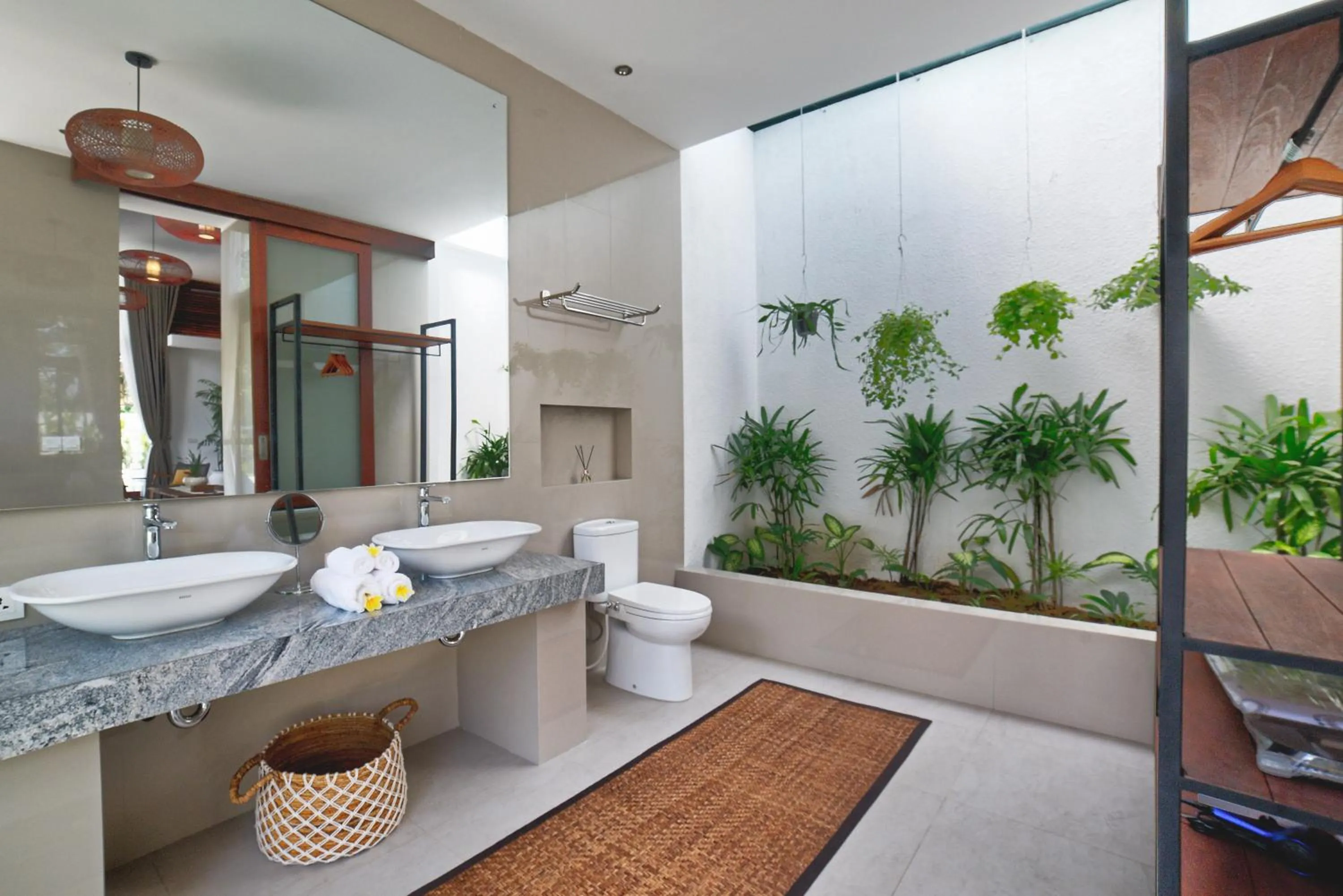 Toilet in The Studios Ubud-Adult Only