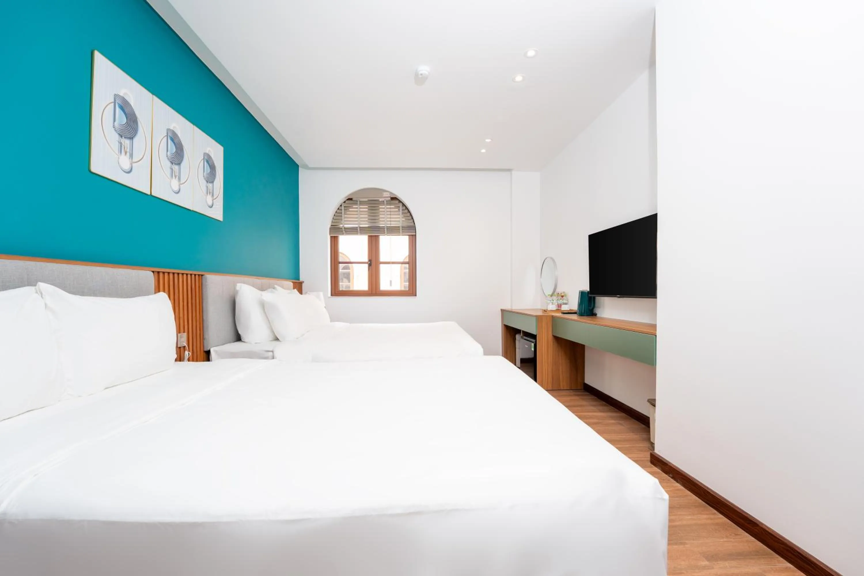 Bed in Mimosa Hotel Phú Quốc