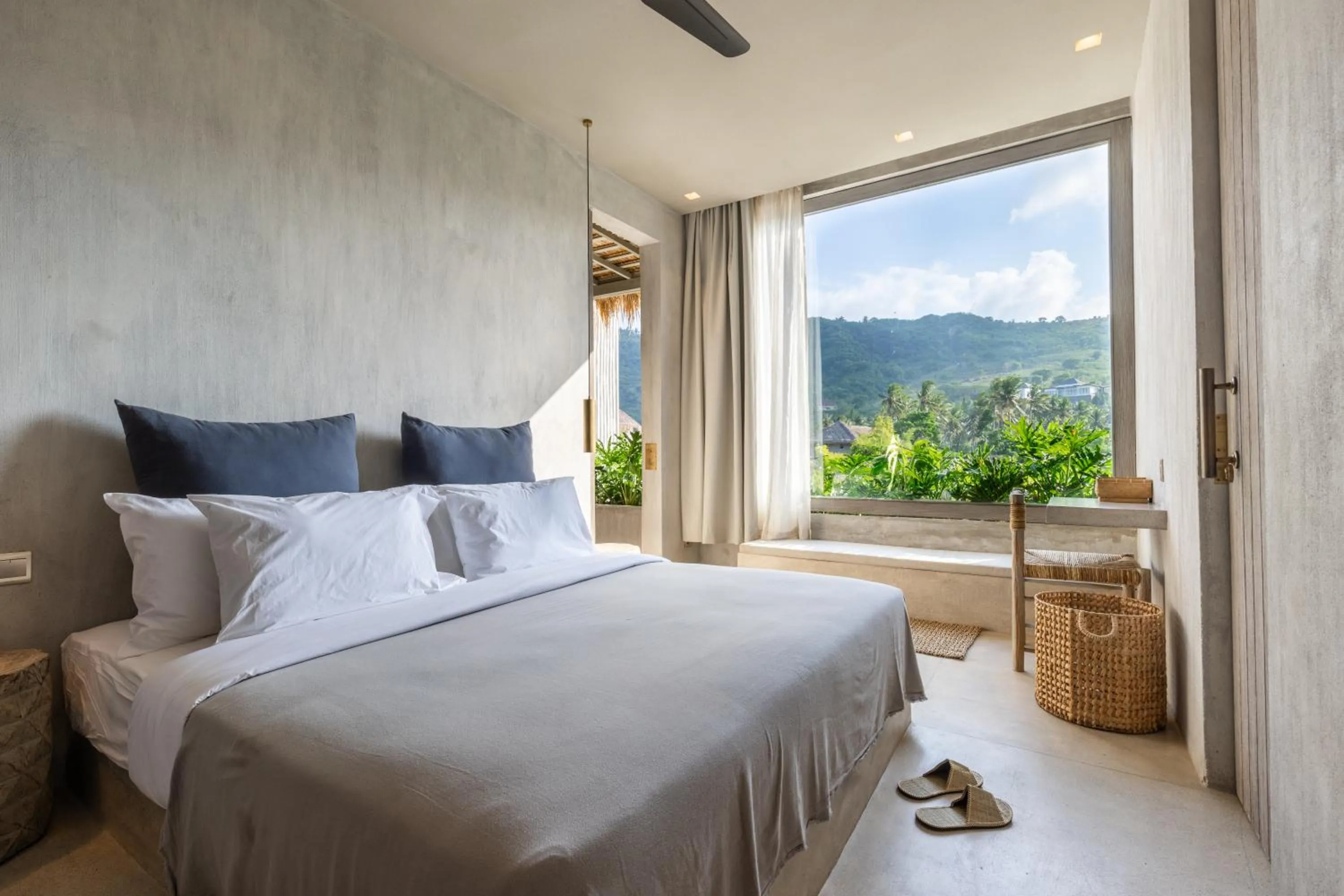 Bedroom, Bed in The Konkret Lombok