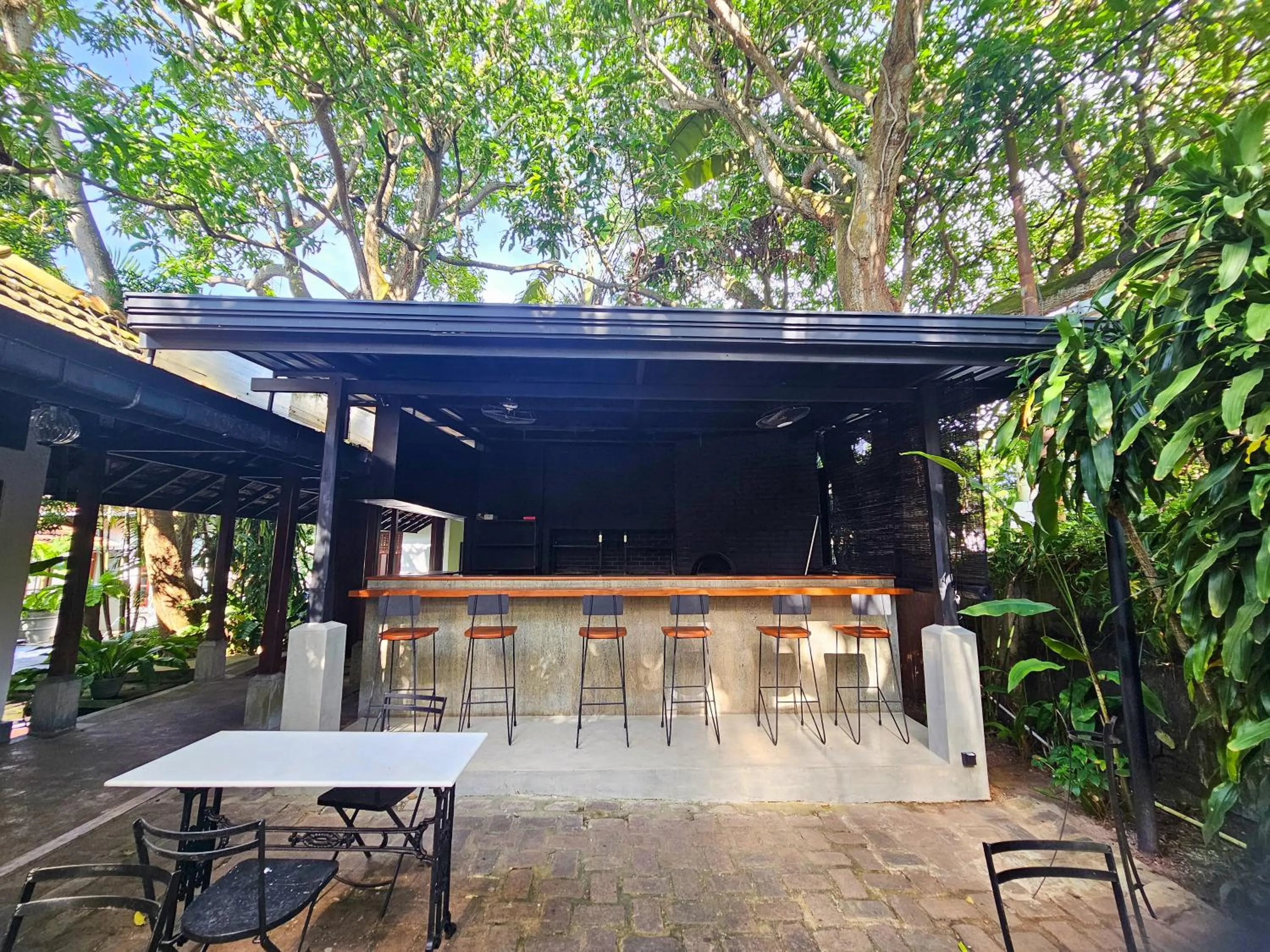 Property building in Havelock Bungalow - Live Fire Cooking - Enjoy 10 percent off at GINI Outdoor Kitchen