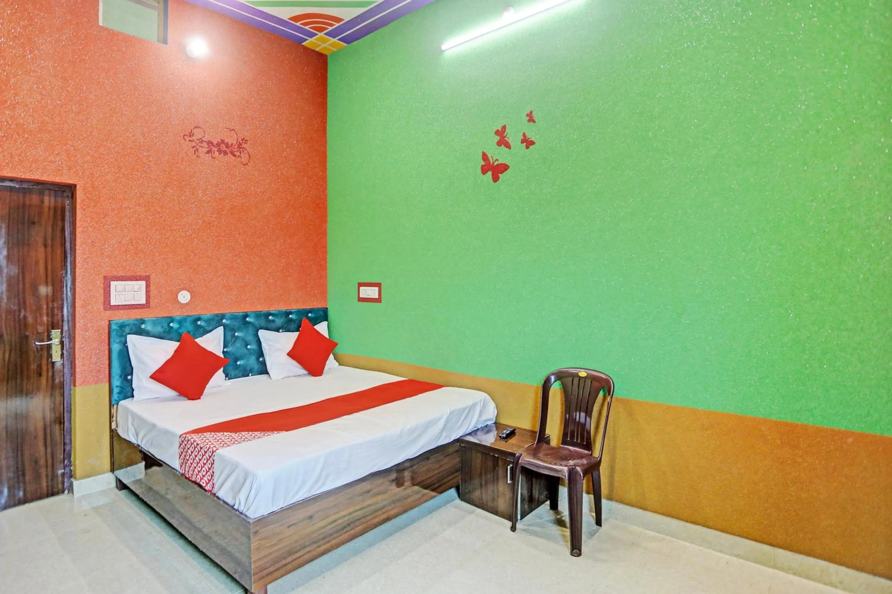 Bedroom in Hotel O Dwarka