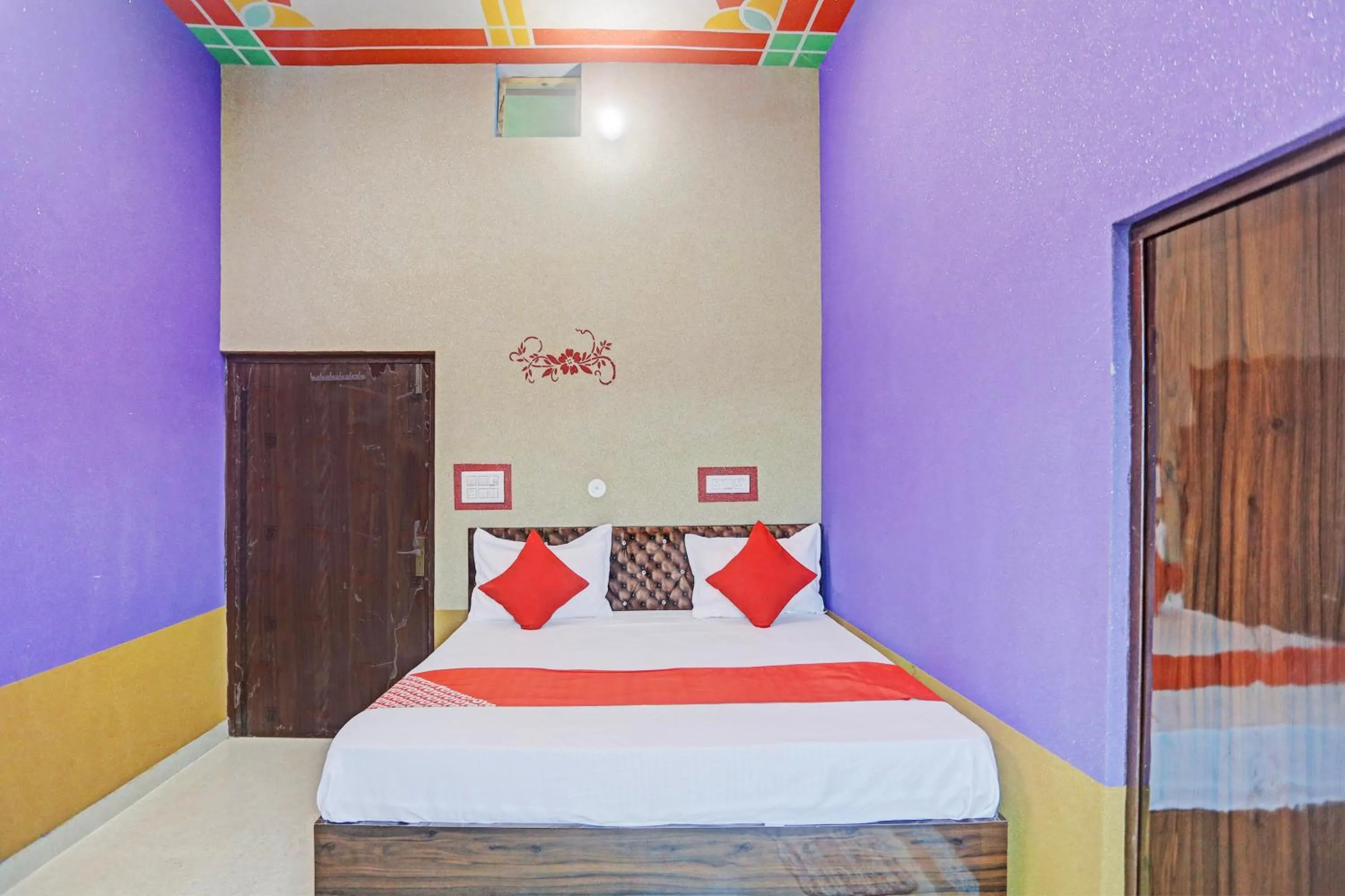 Bedroom in Hotel O Dwarka