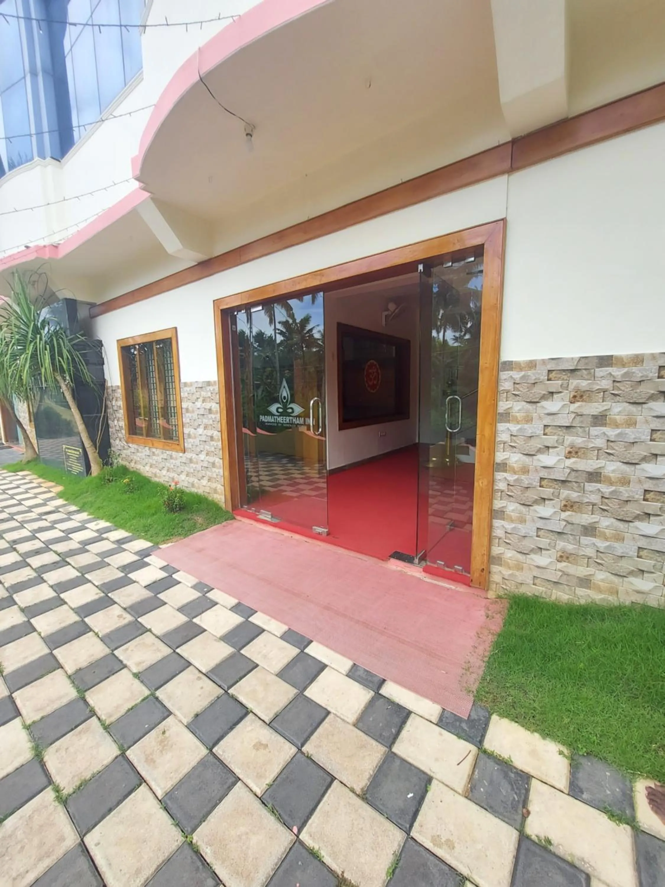 Property building in Padmatheertham Inn