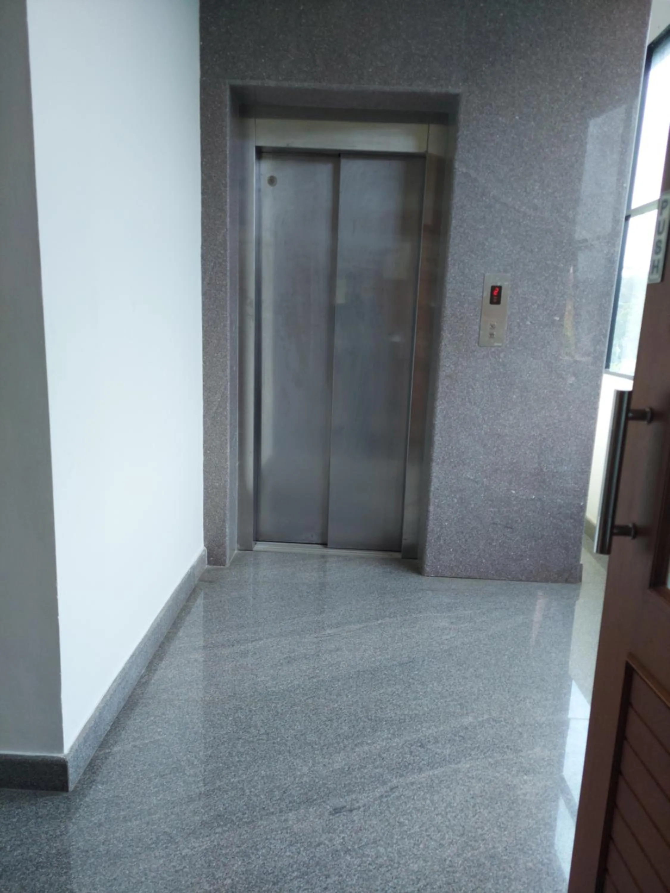 elevator in Padmatheertham Inn