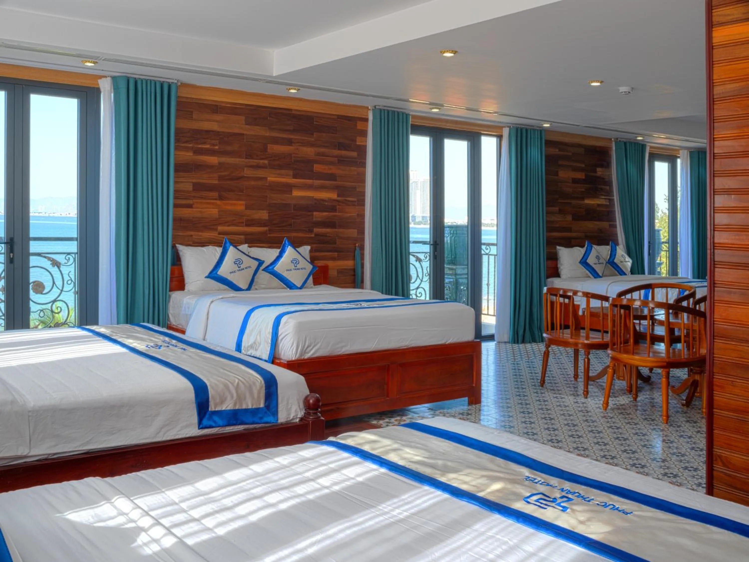 View (from property/room), Bed in Phuc Thuan Hotel - Ninh Thuan