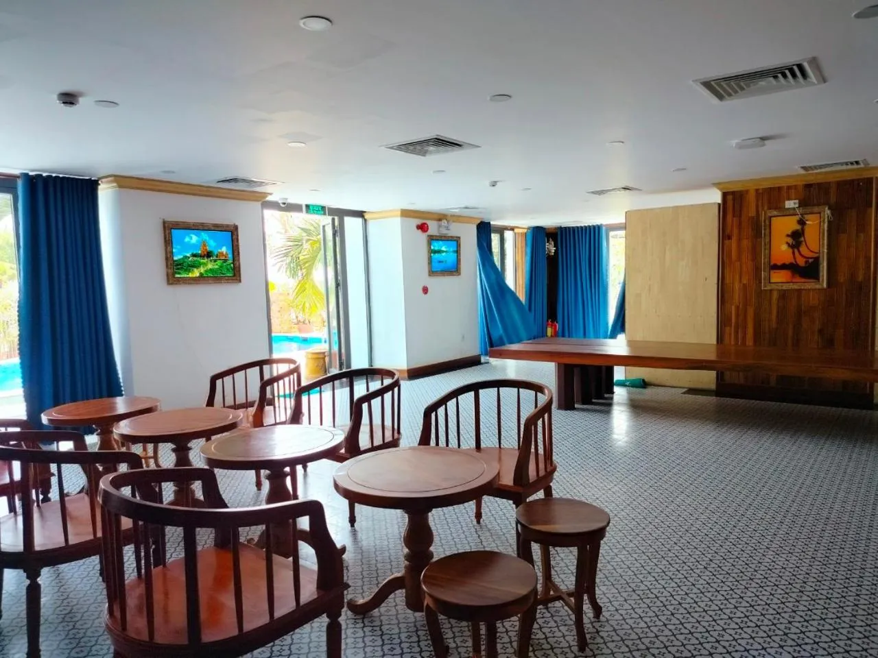 Seating area in Phuc Thuan Hotel - Ninh Thuan