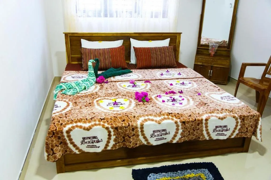 Bed in Indusara Villa Bentota