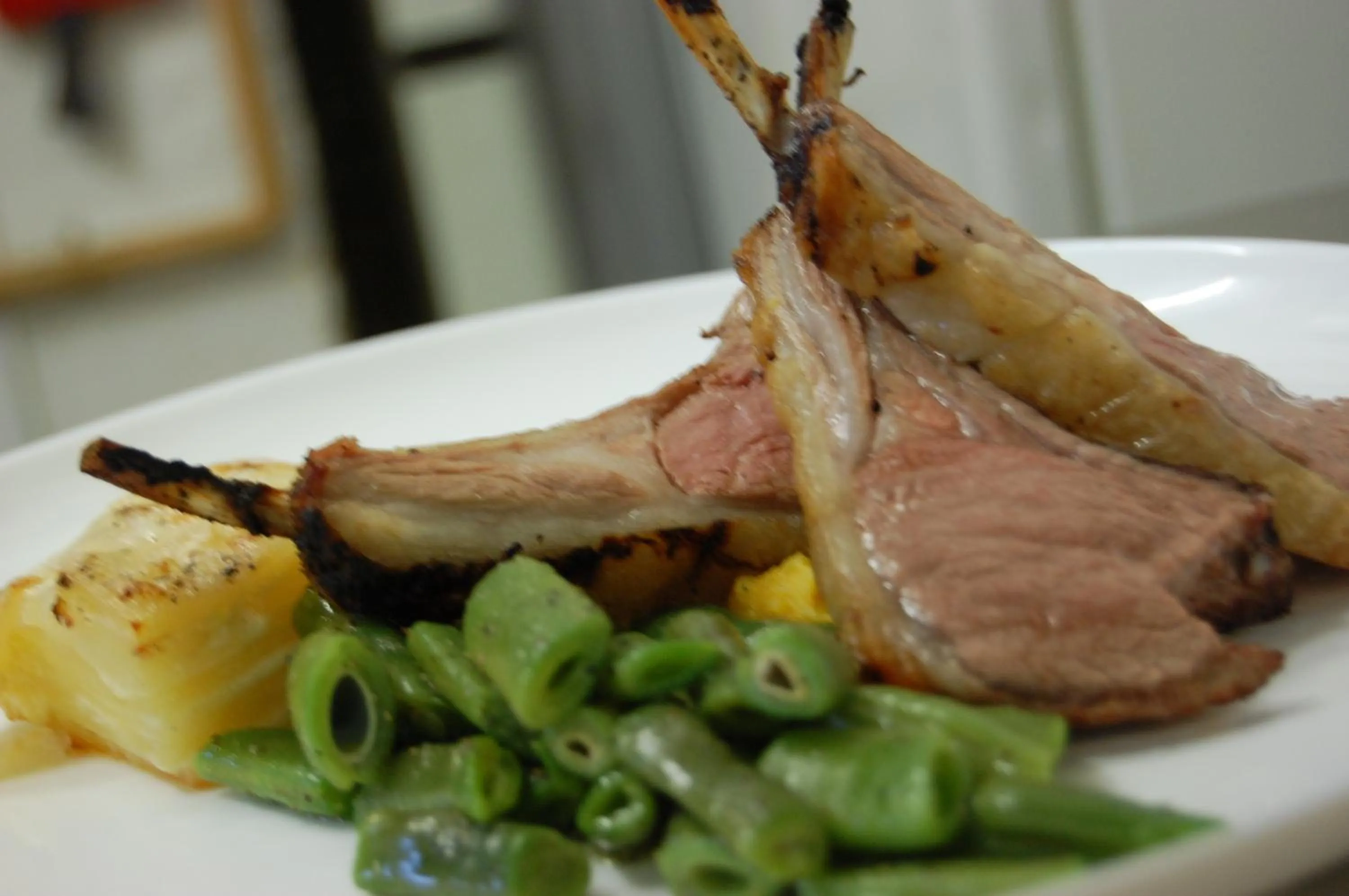 Food and drinks in The Grove Cromer