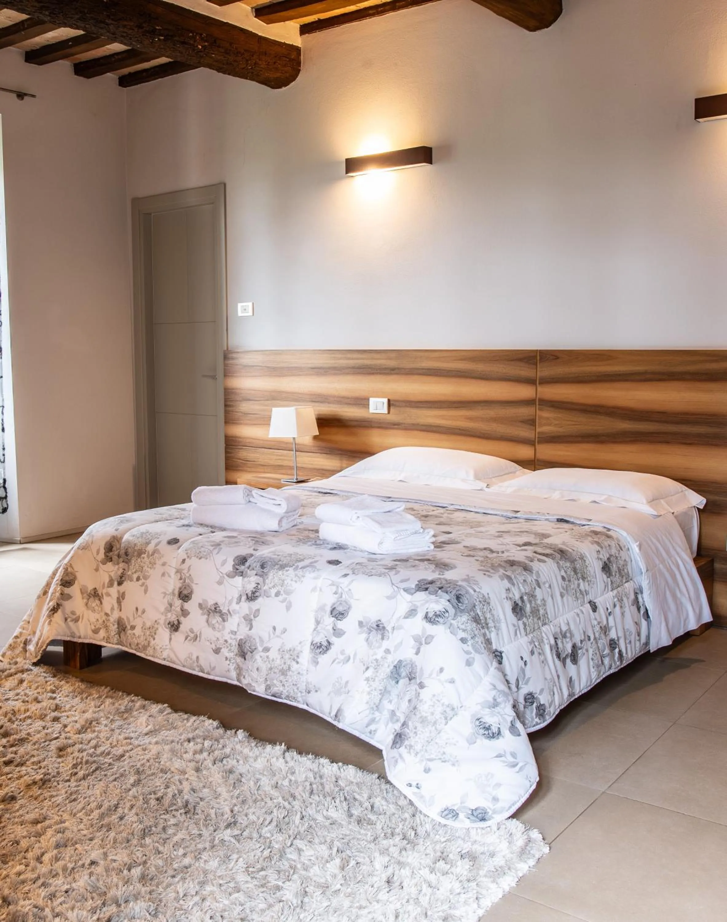 Bed in Tenuta Borgo San Michele