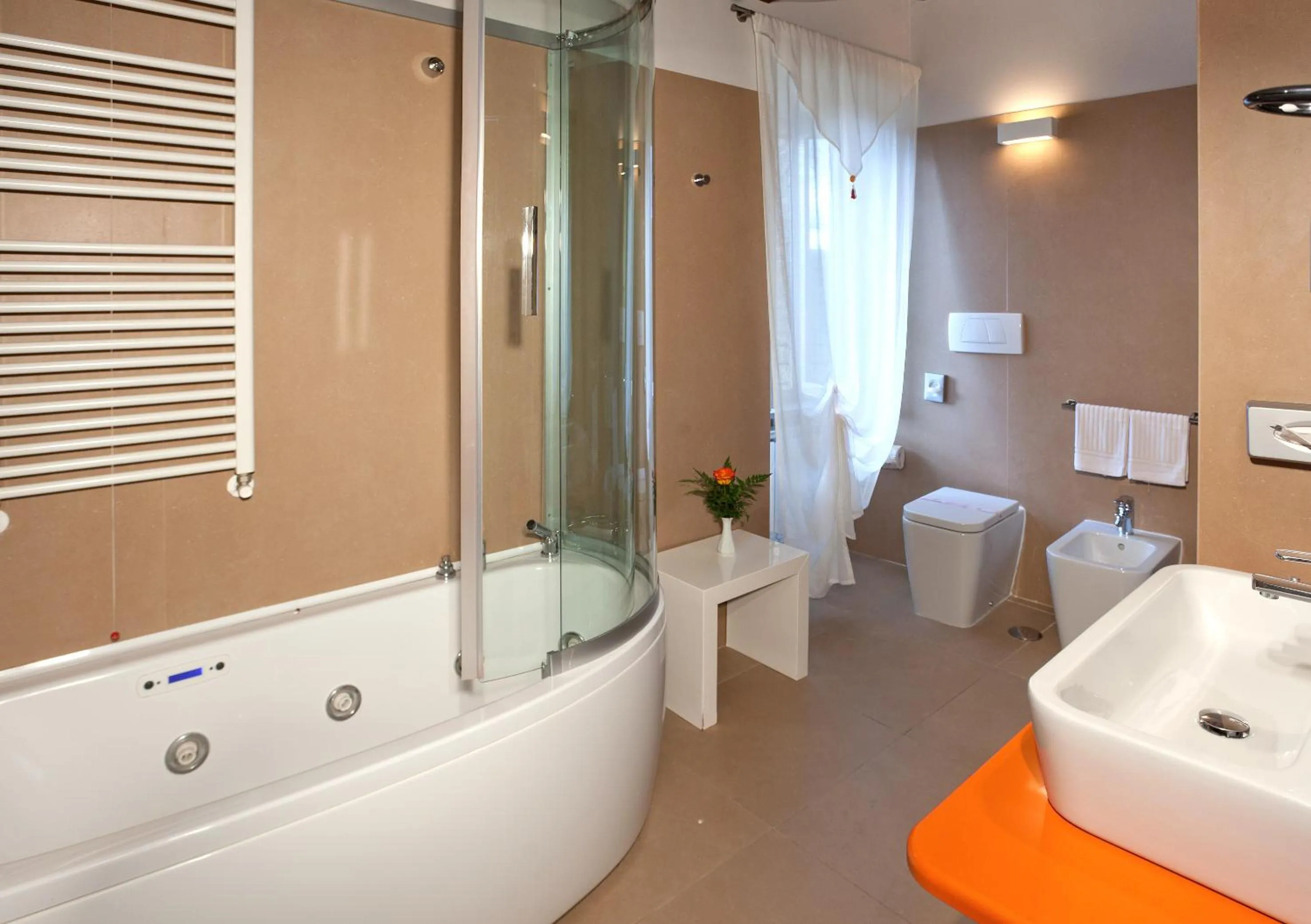 Shower in Tenuta Borgo San Michele