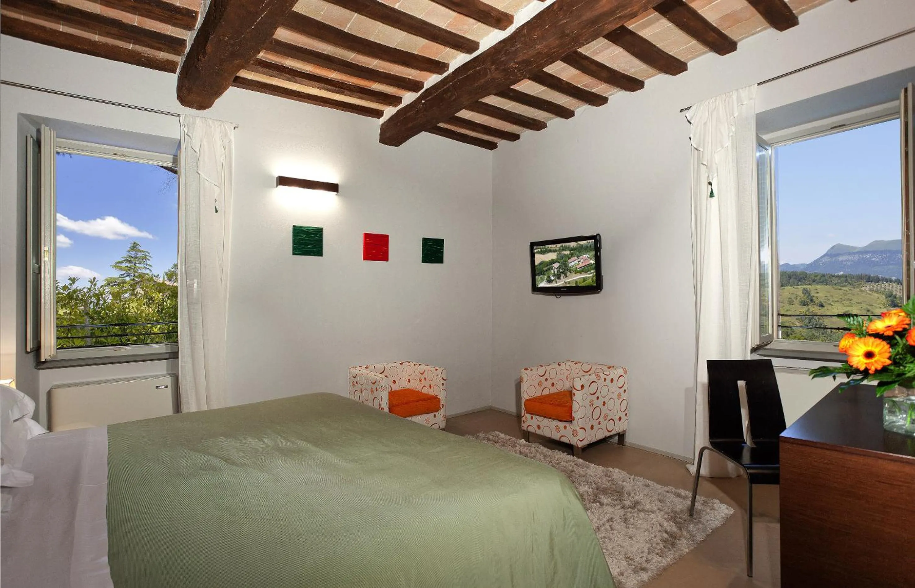 Bed in Tenuta Borgo San Michele