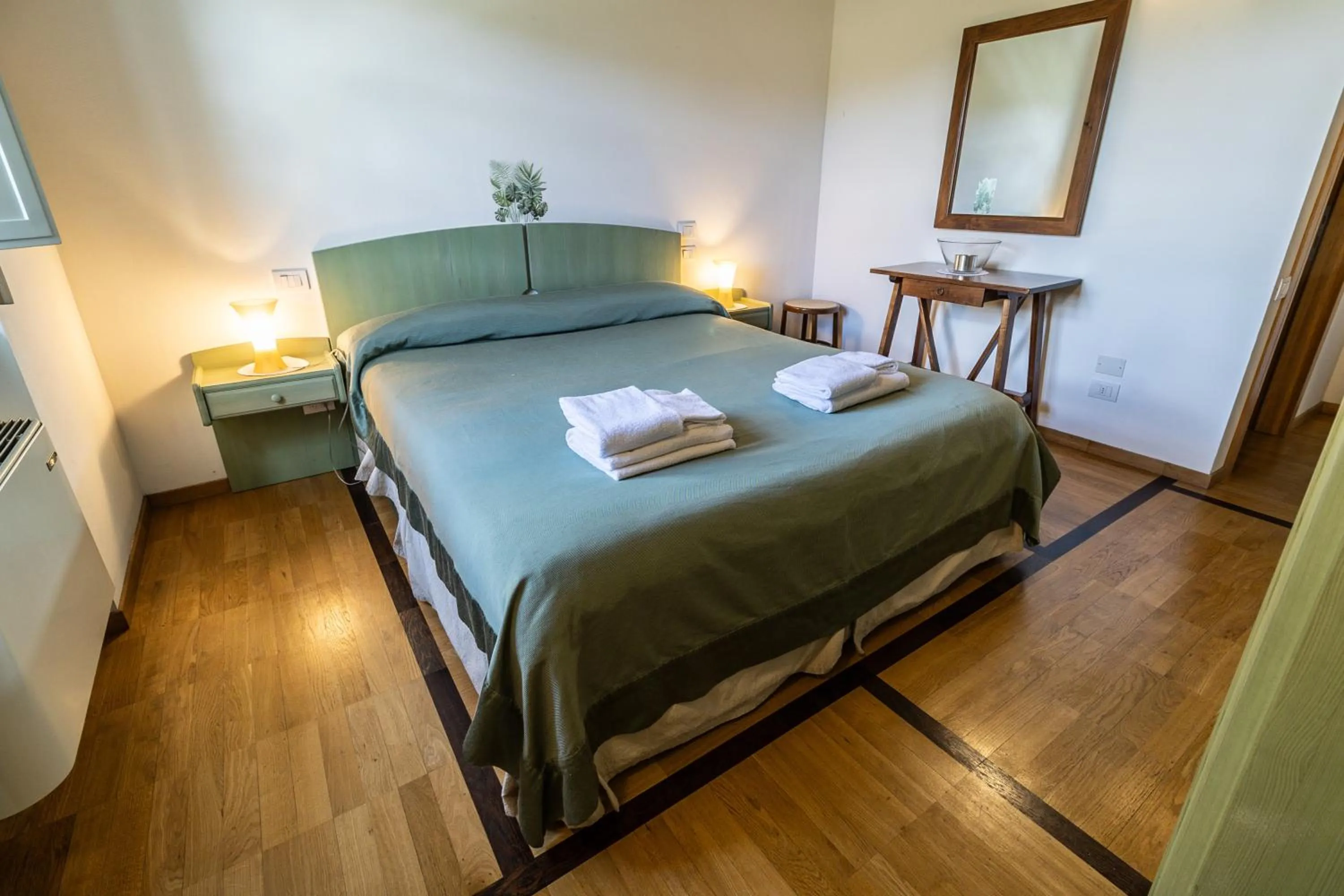 Bed in Tenuta Borgo San Michele