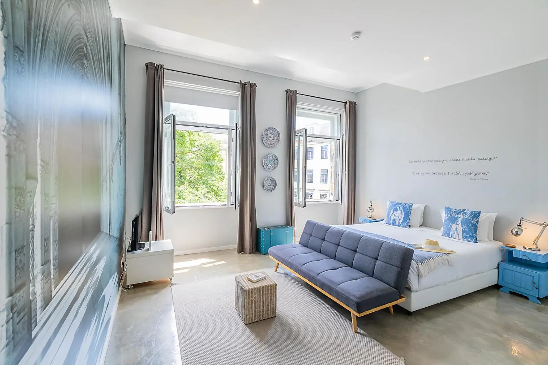 Standard Suite with Kitchenette and River View in Emporium Lisbon Suites Standard Suite with Kitchenette and River View in Emporium Lisbon Suites