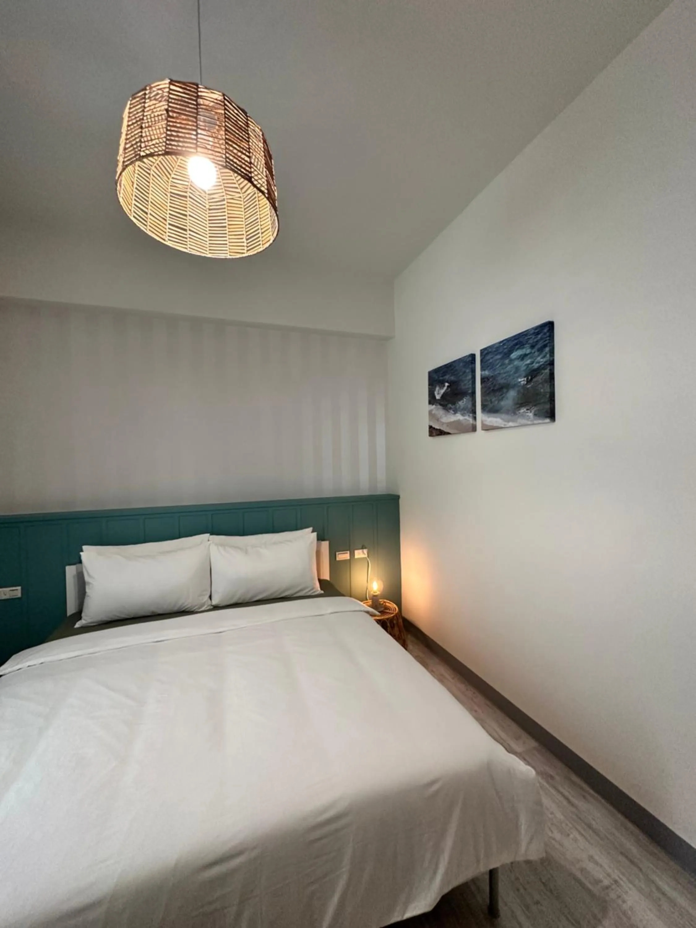 Decorative detail, Bed in WinXin House