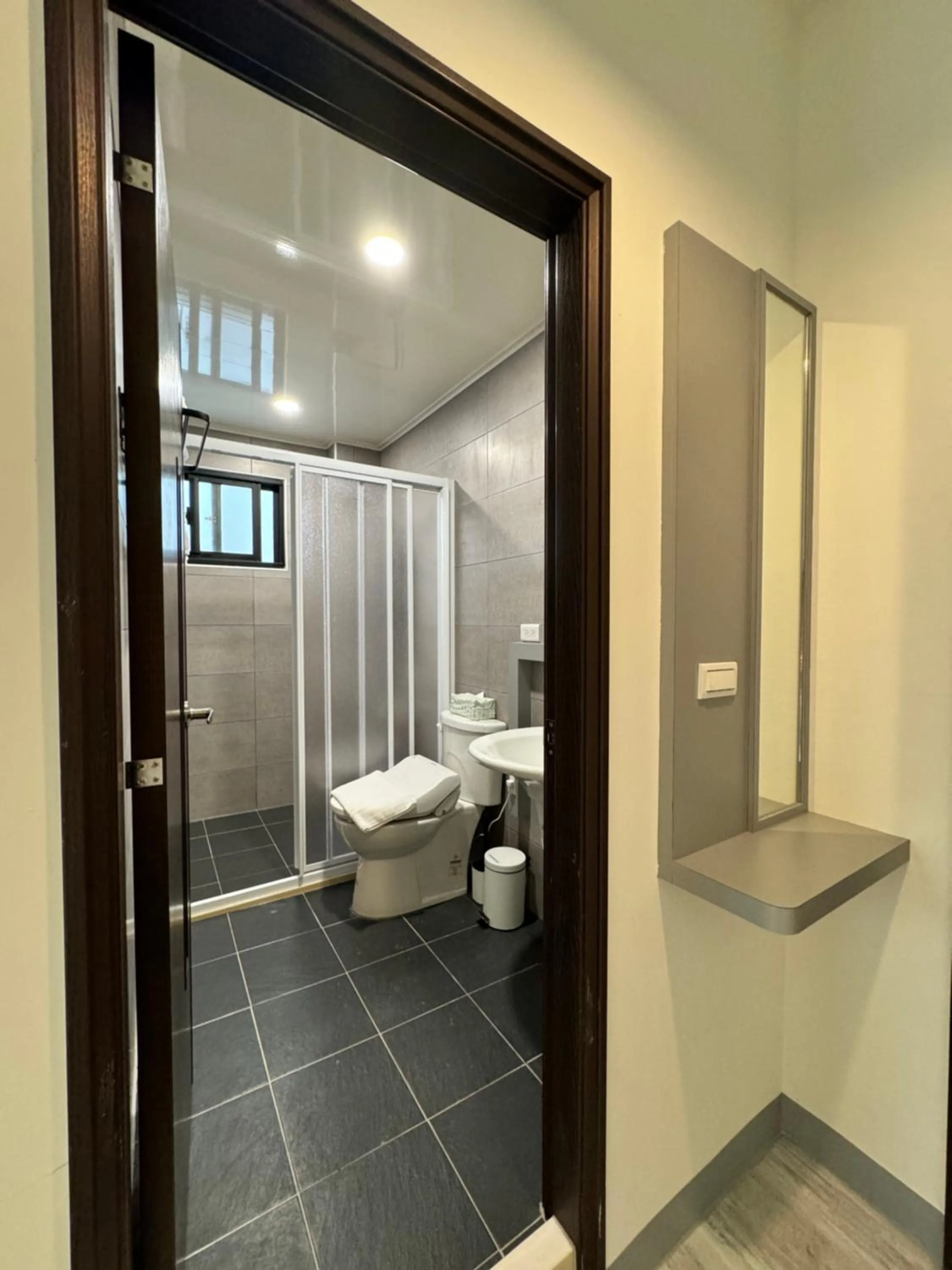 Shower in WinXin House