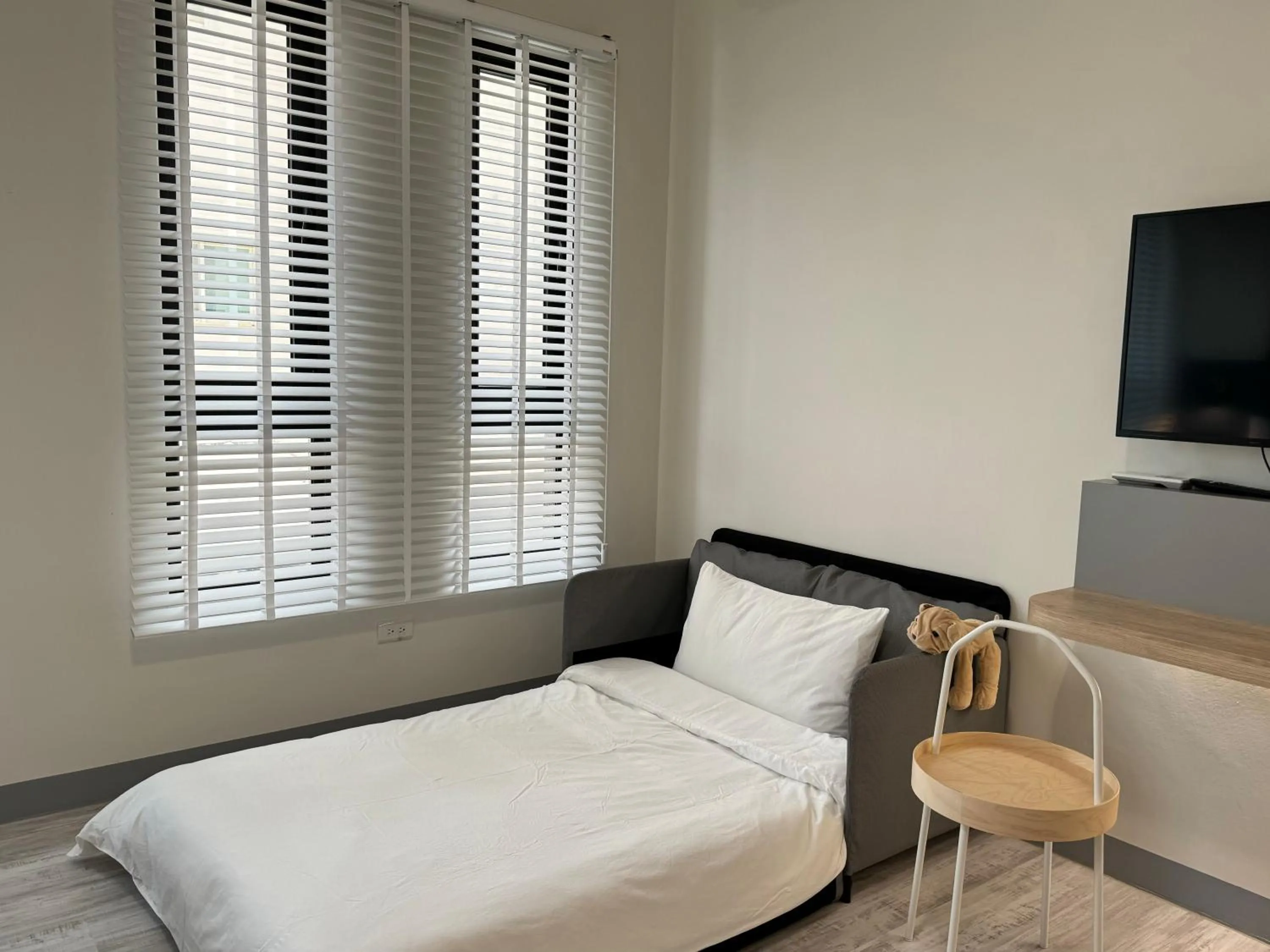 Bedroom, Bed in WinXin House