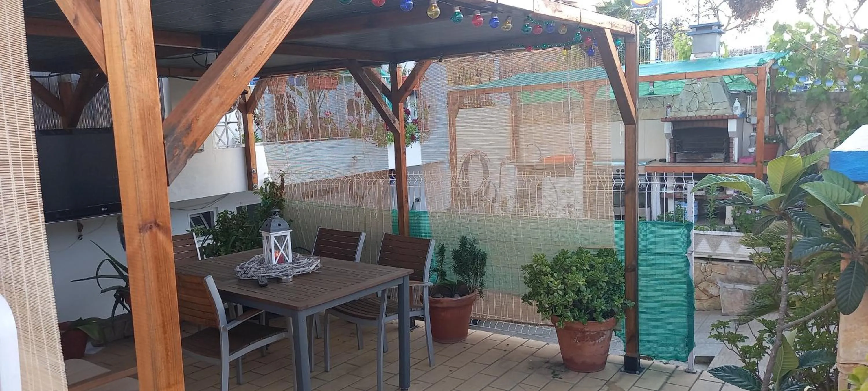 Property building in Casa Afonso