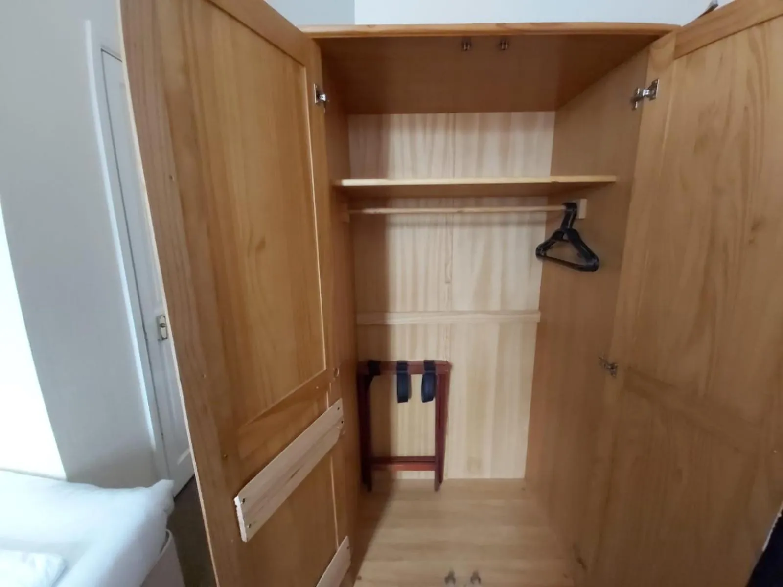 wardrobe in Channel View Hotel