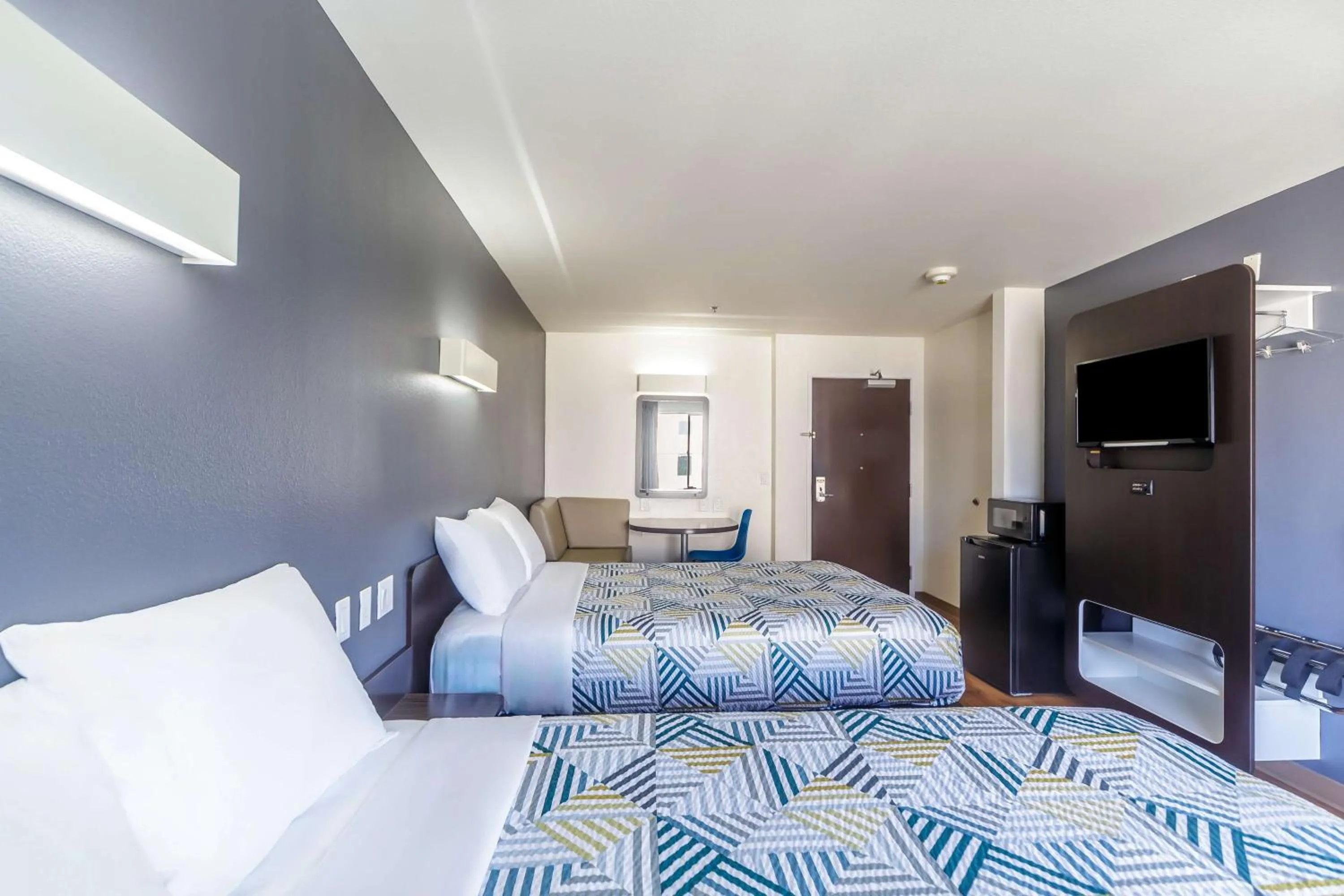 Bedroom, Bed in Motel 6-Laredo, TX - Airport