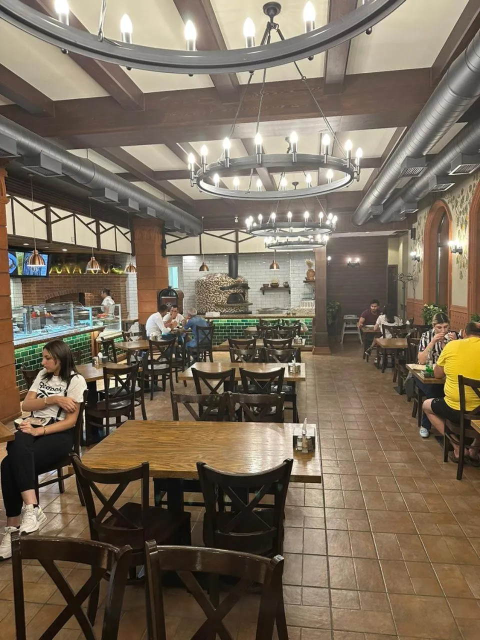 Restaurant/places to eat in Orienta Hotel Gyumri