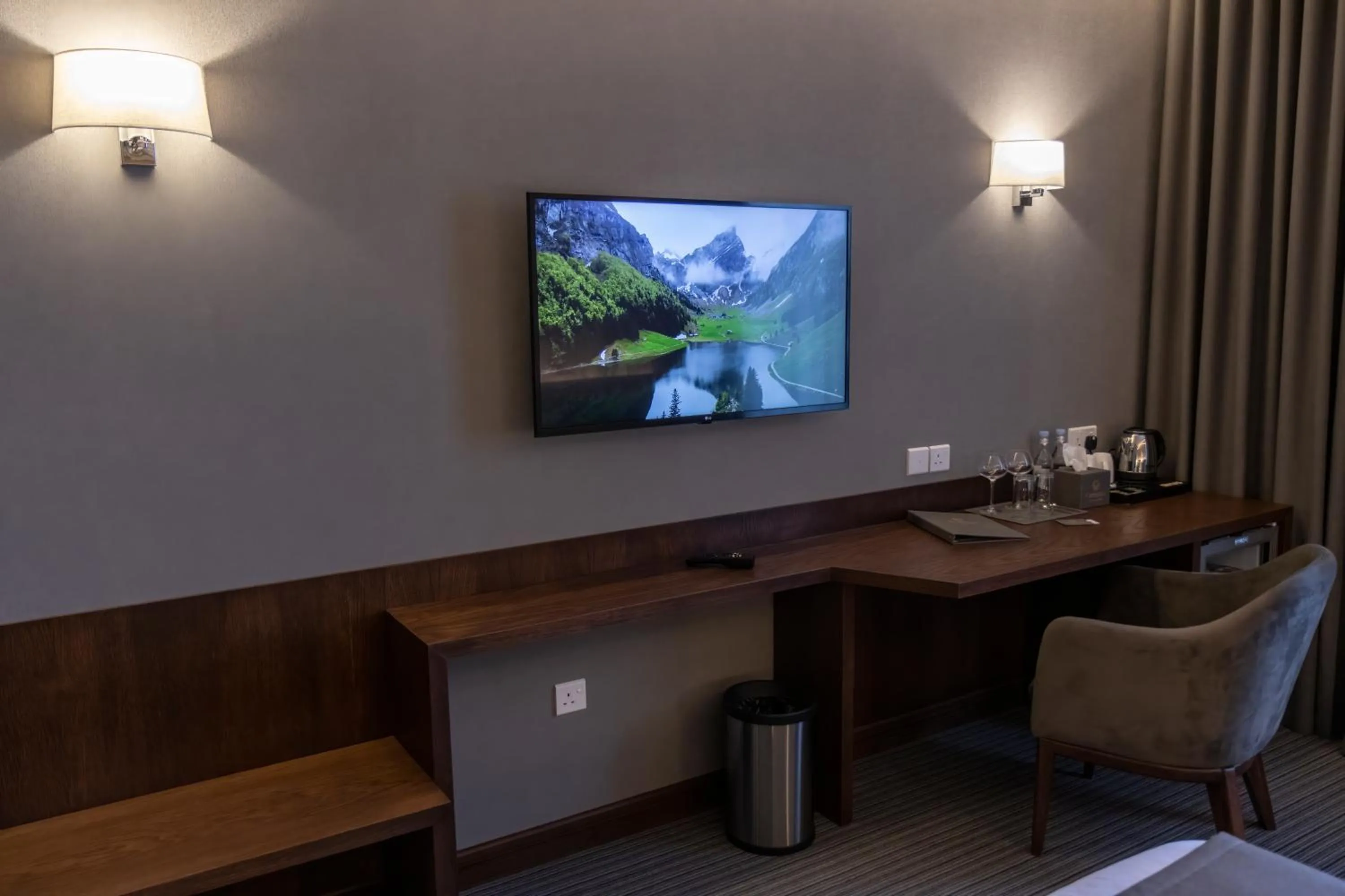 TV and multimedia in Orienta Hotel Gyumri