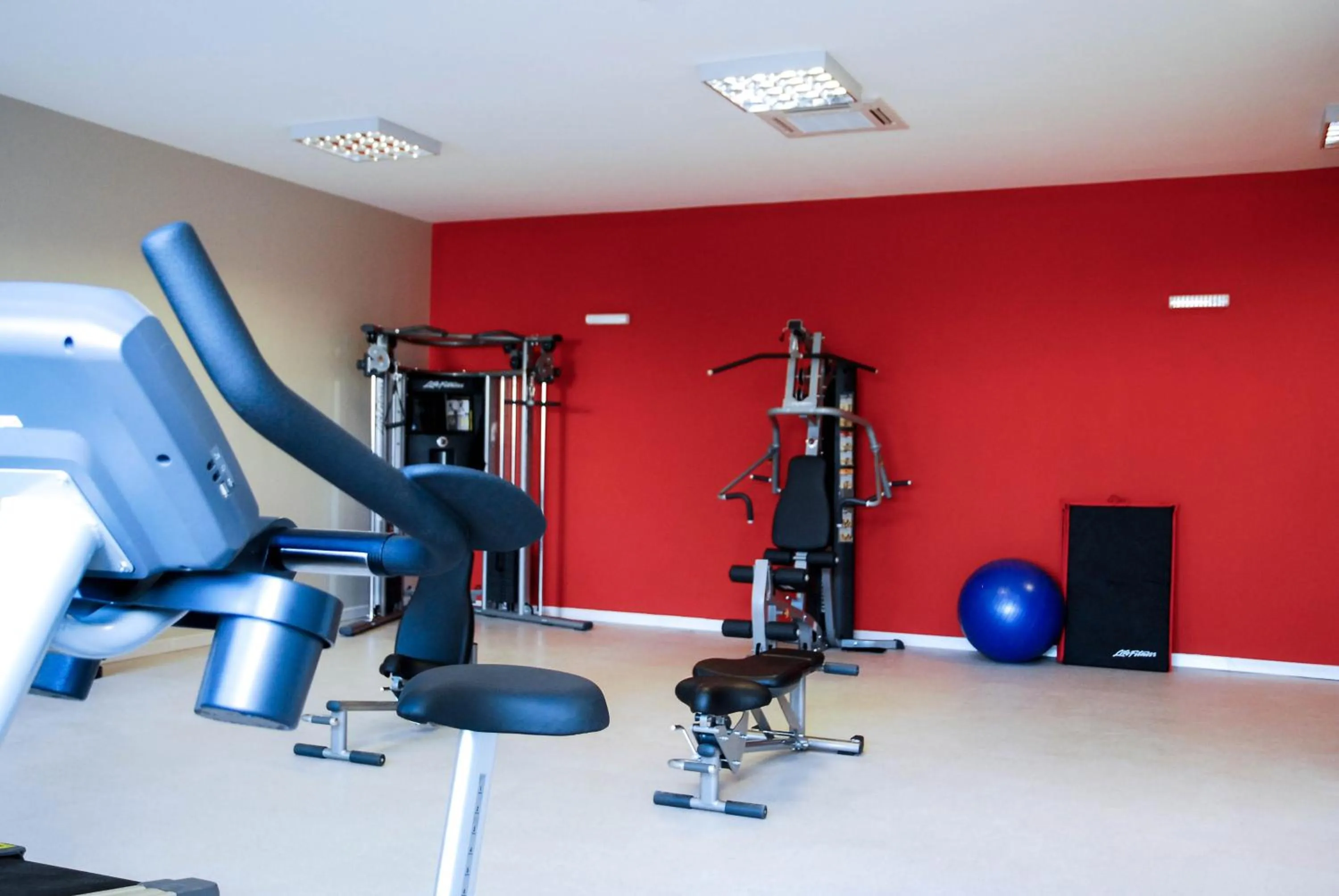 Fitness centre/facilities in Regency Way Montevideo Hotel