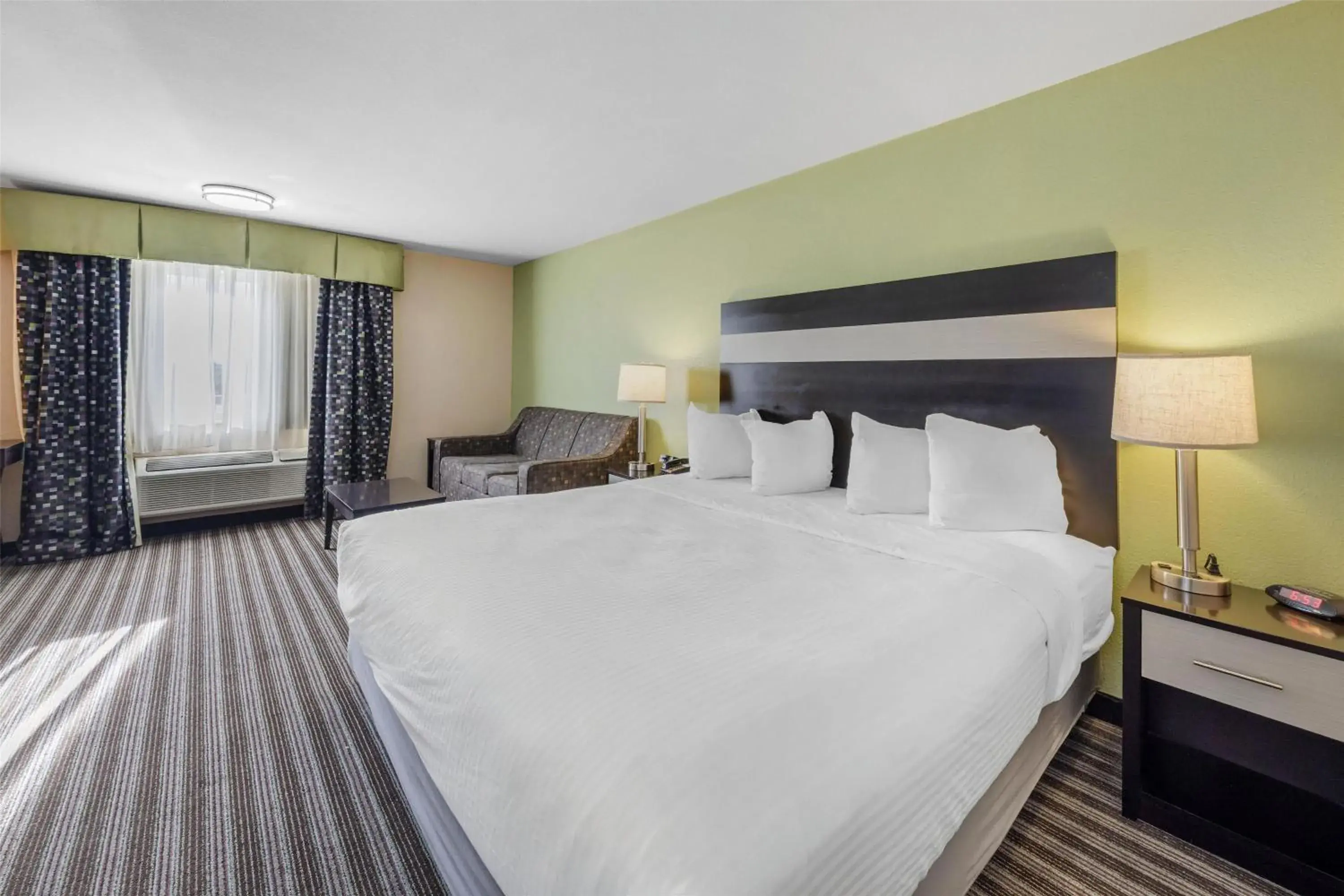 King Suite with Spa Bath - Non-Smoking in Best Western Borger Inn King Suite with Spa Bath - Non-Smoking in Best Western Borger Inn