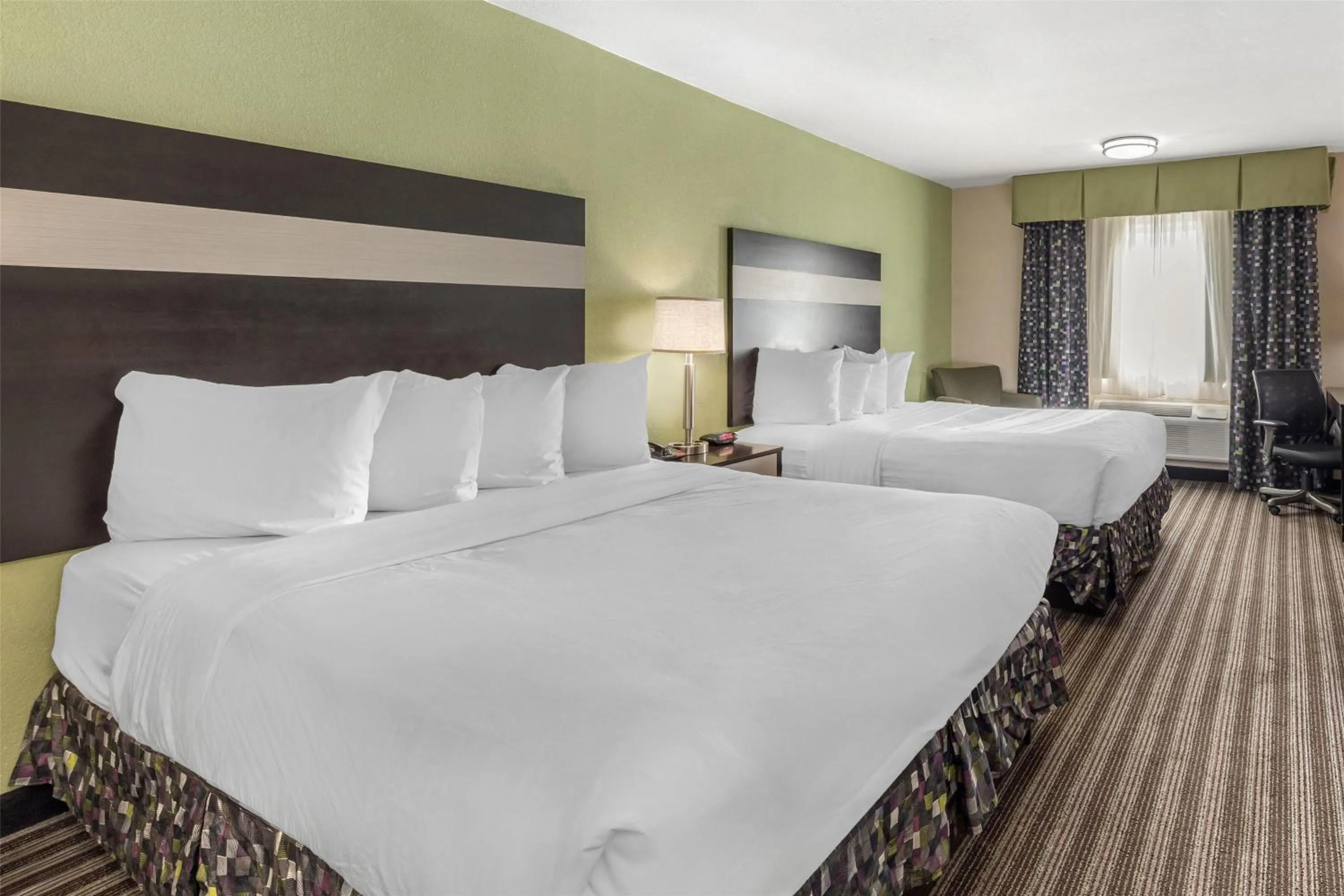 Bedroom, Bed in Best Western Borger Inn