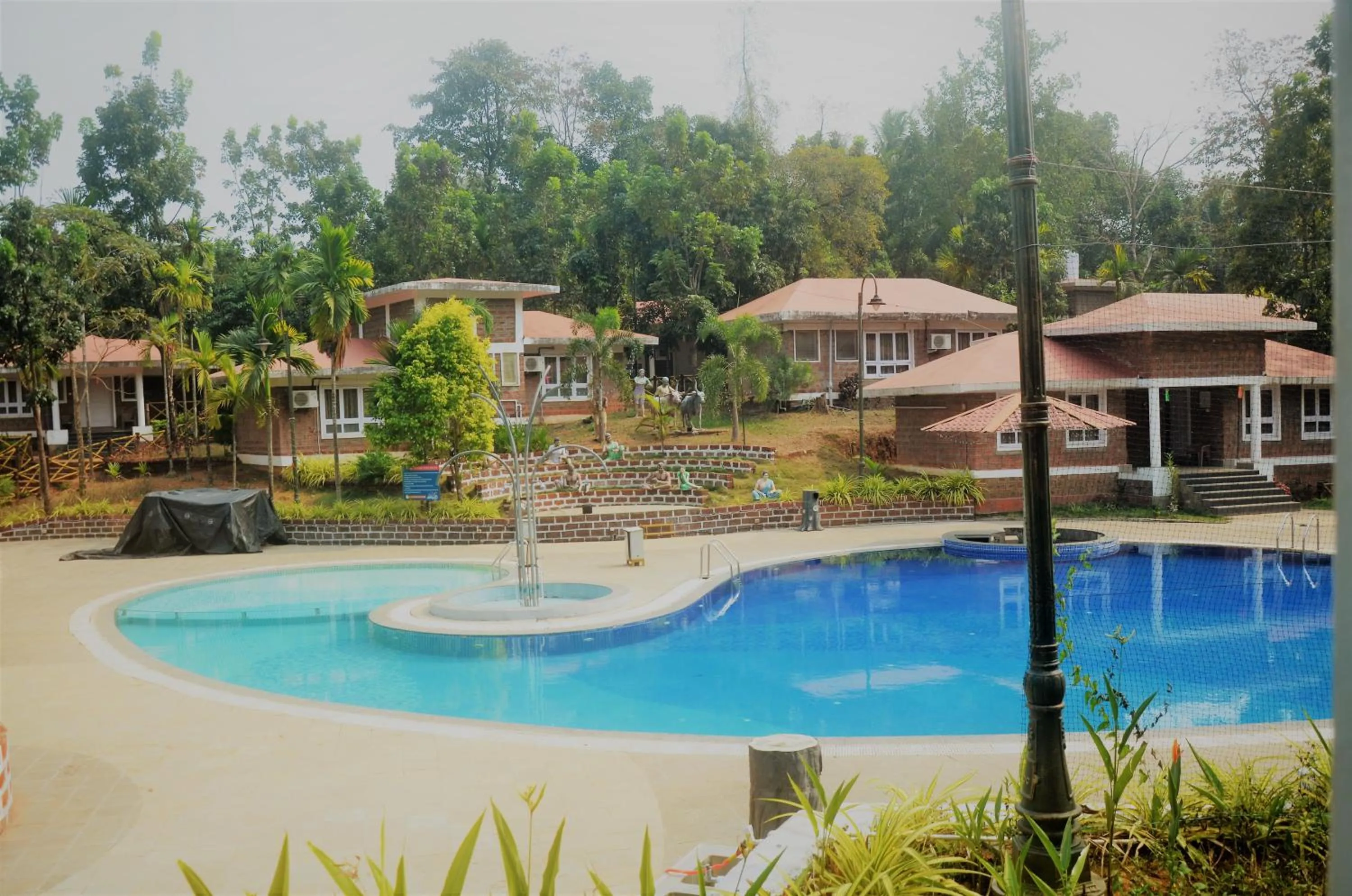 Swimming pool in Shilpgram Heritage Resort