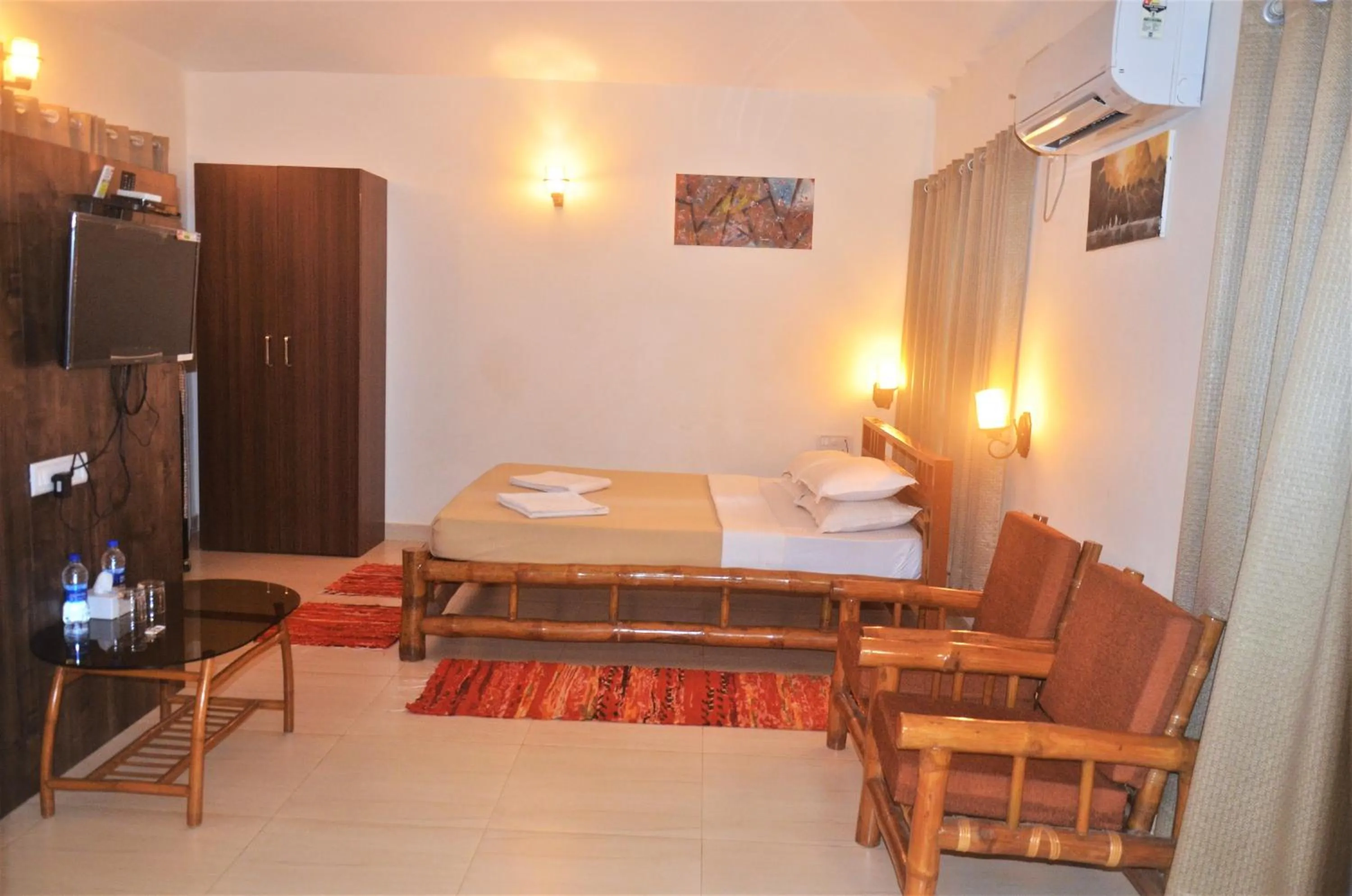 Photo of the whole room in Shilpgram Heritage Resort