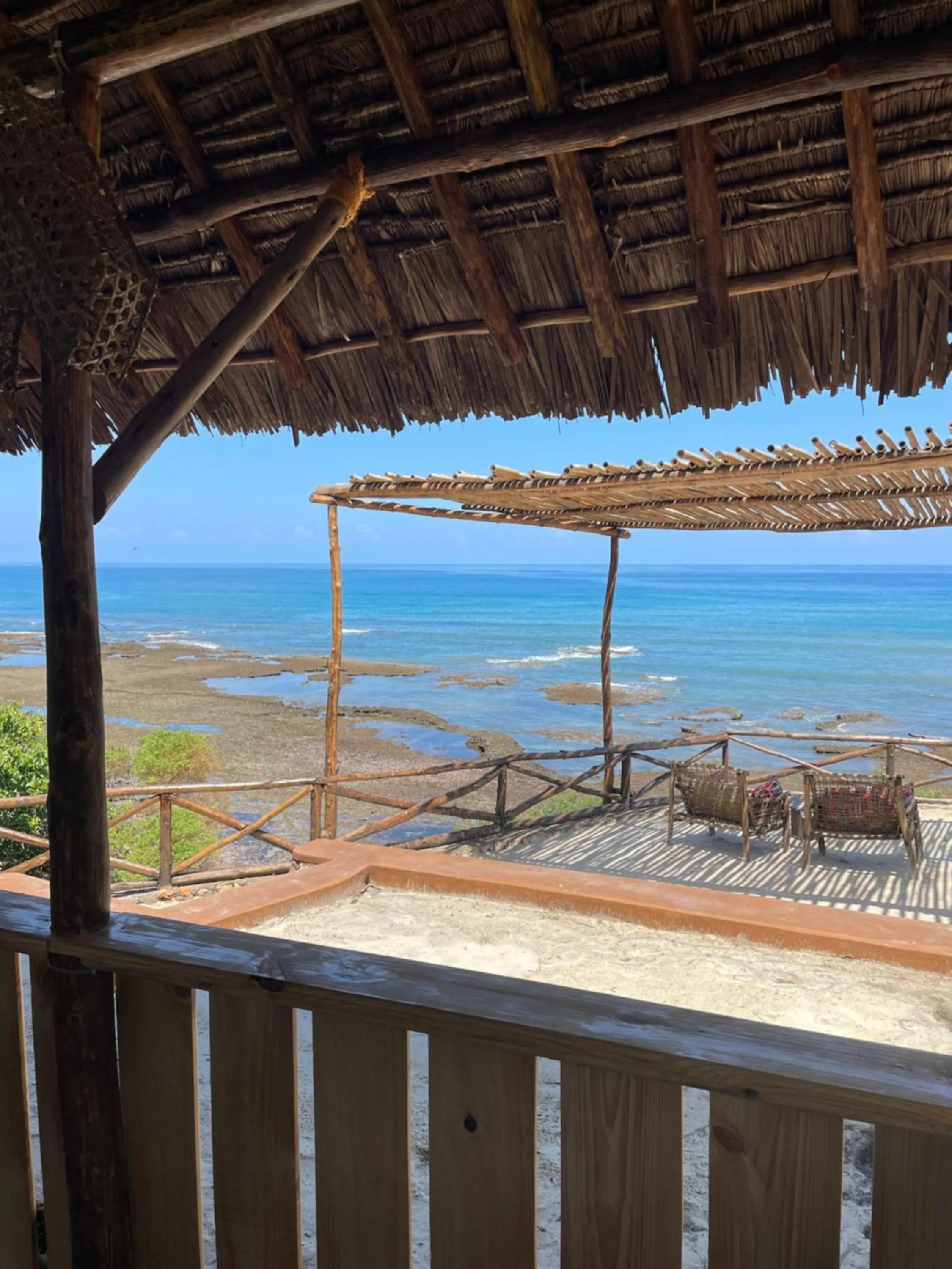 Restaurant/places to eat in Pangani Cliffs Lodge