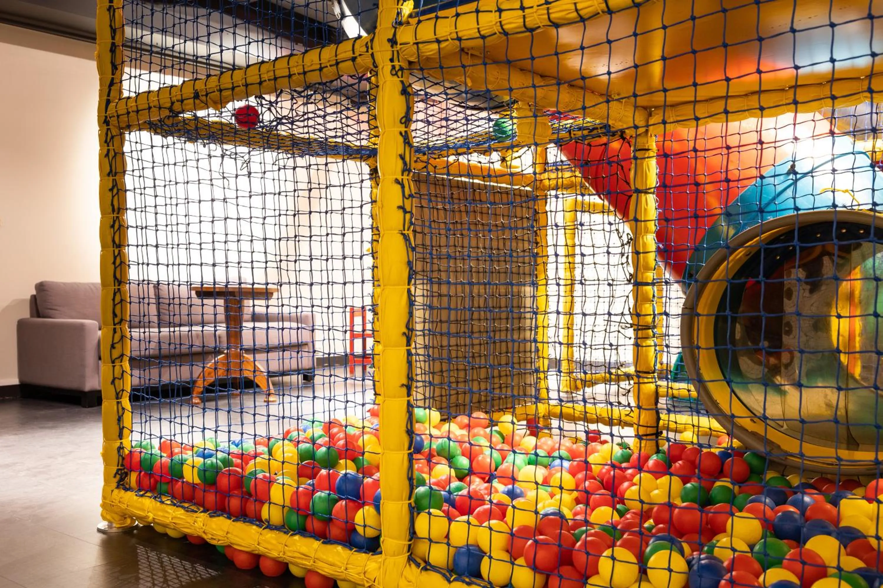 Children play ground in Highland Lodge Fjellandsby