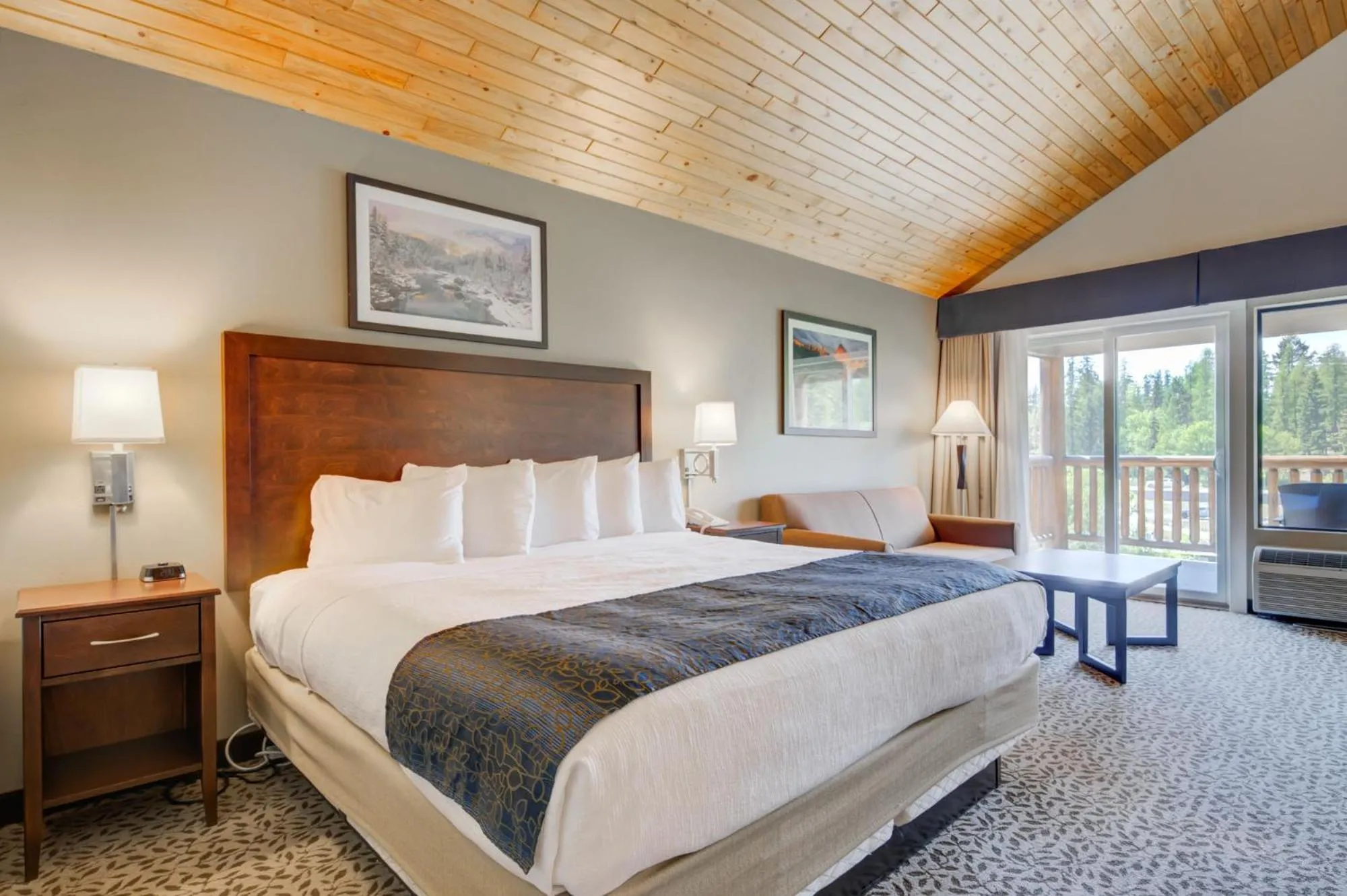 Bed in Whitefish Riverfront Hotel