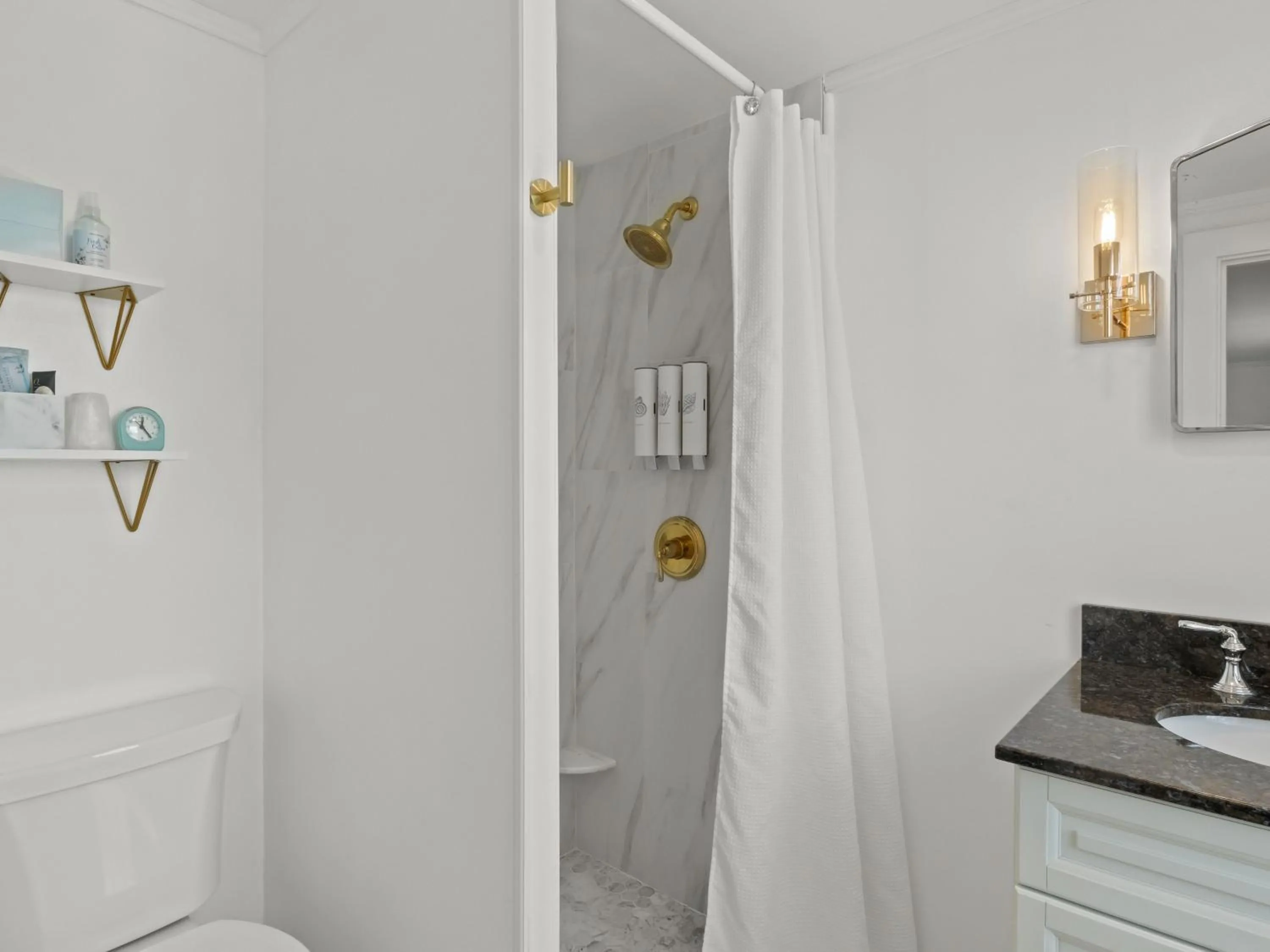 Bathroom in The Seagrove Suites & Guest Rooms