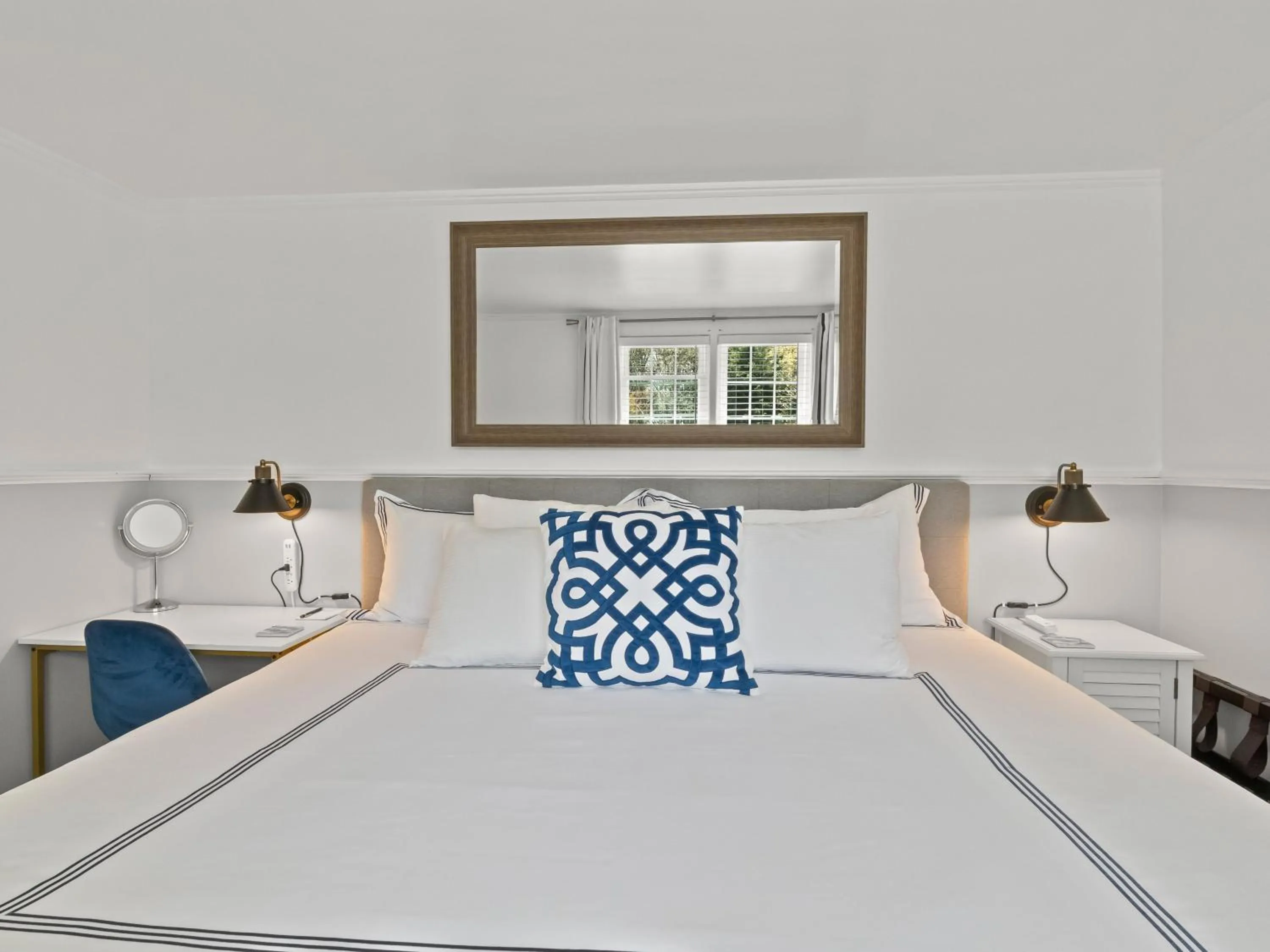 Bed in The Seagrove Suites & Guest Rooms