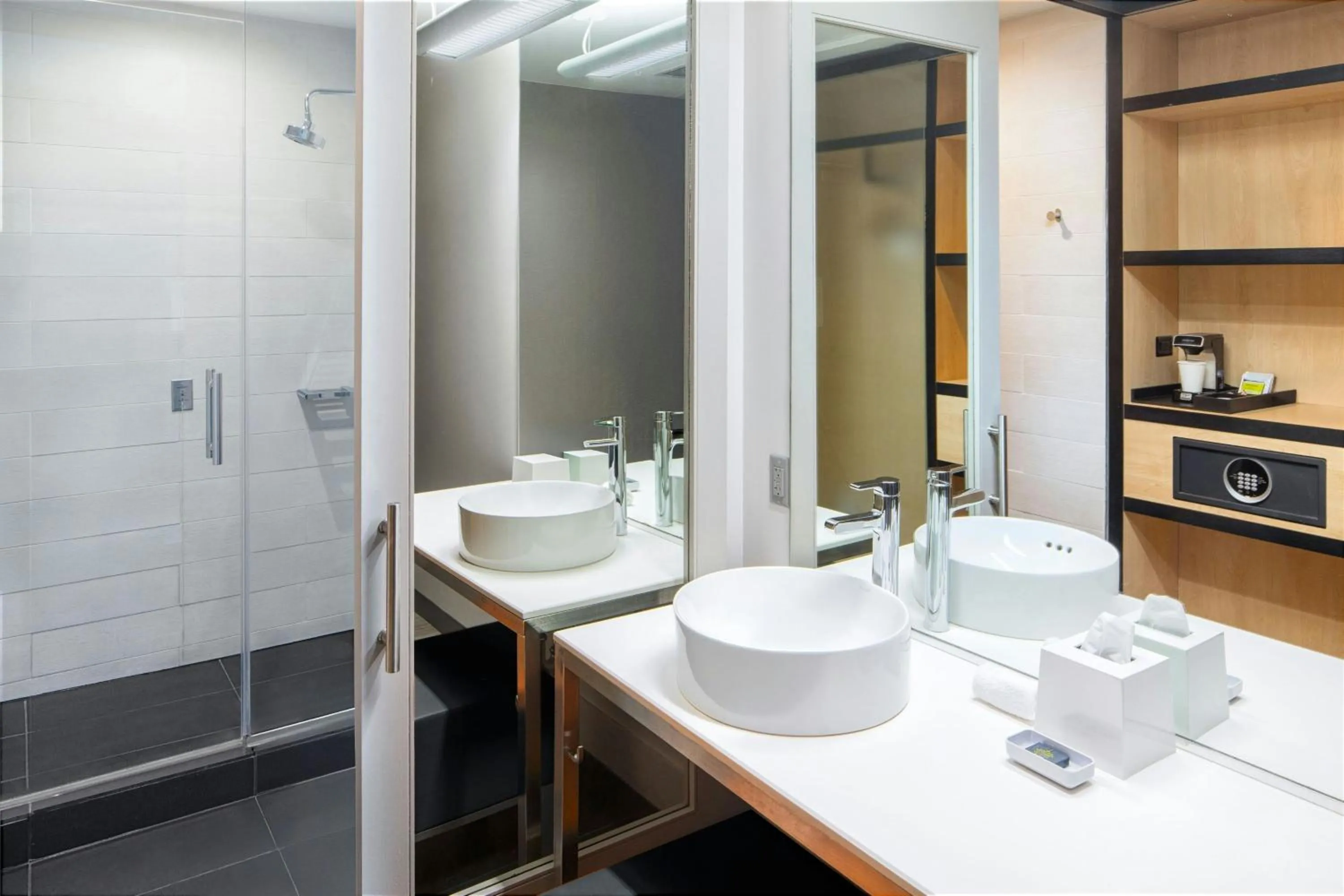 Bathroom in Aloft - Tampa Downtown