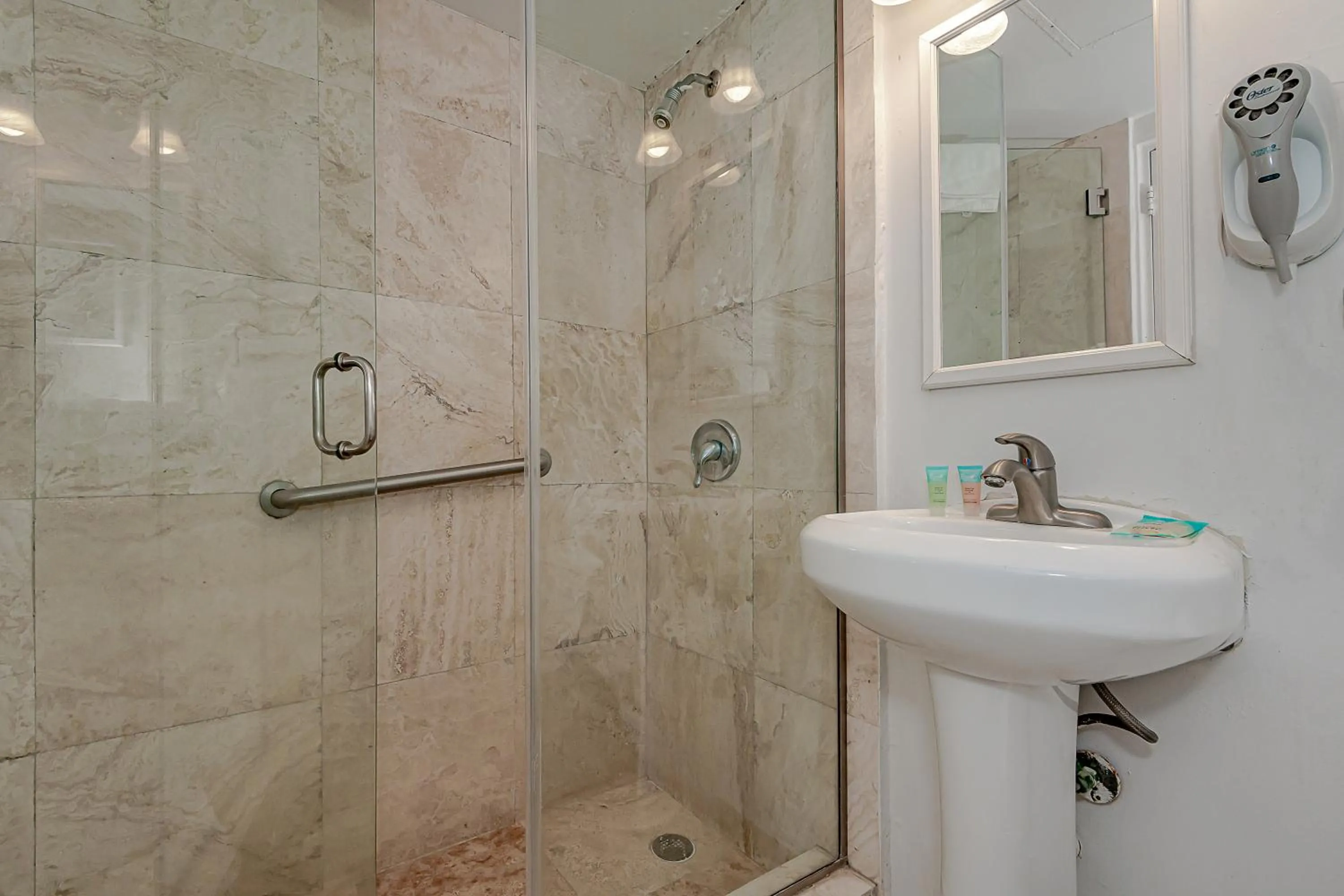 Beach Front Studio Miami Beach